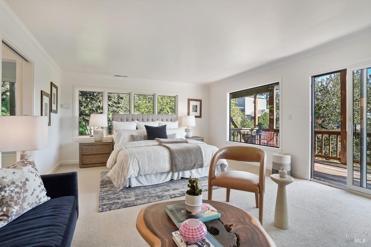 1081 West California Avenue