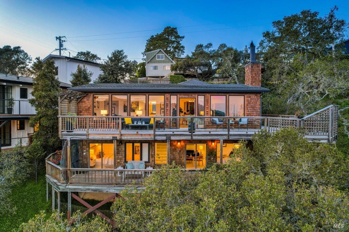 1081 West California Avenue