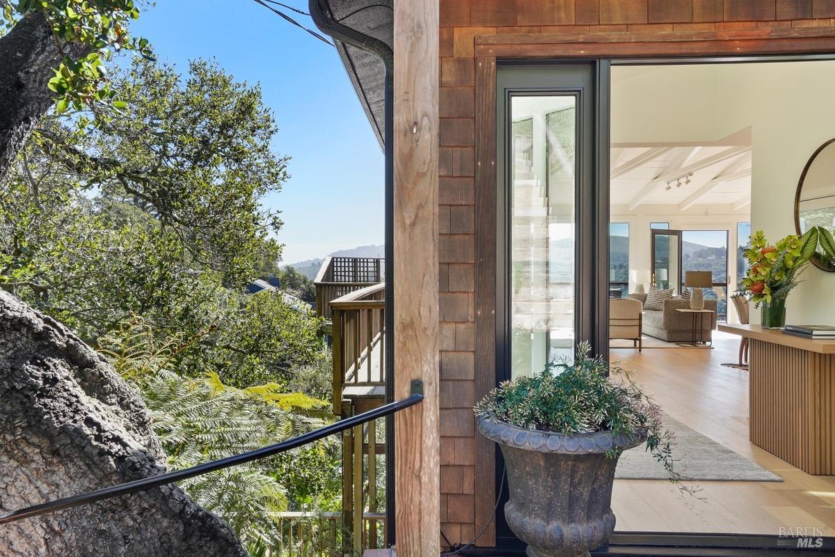 1081 West California Avenue