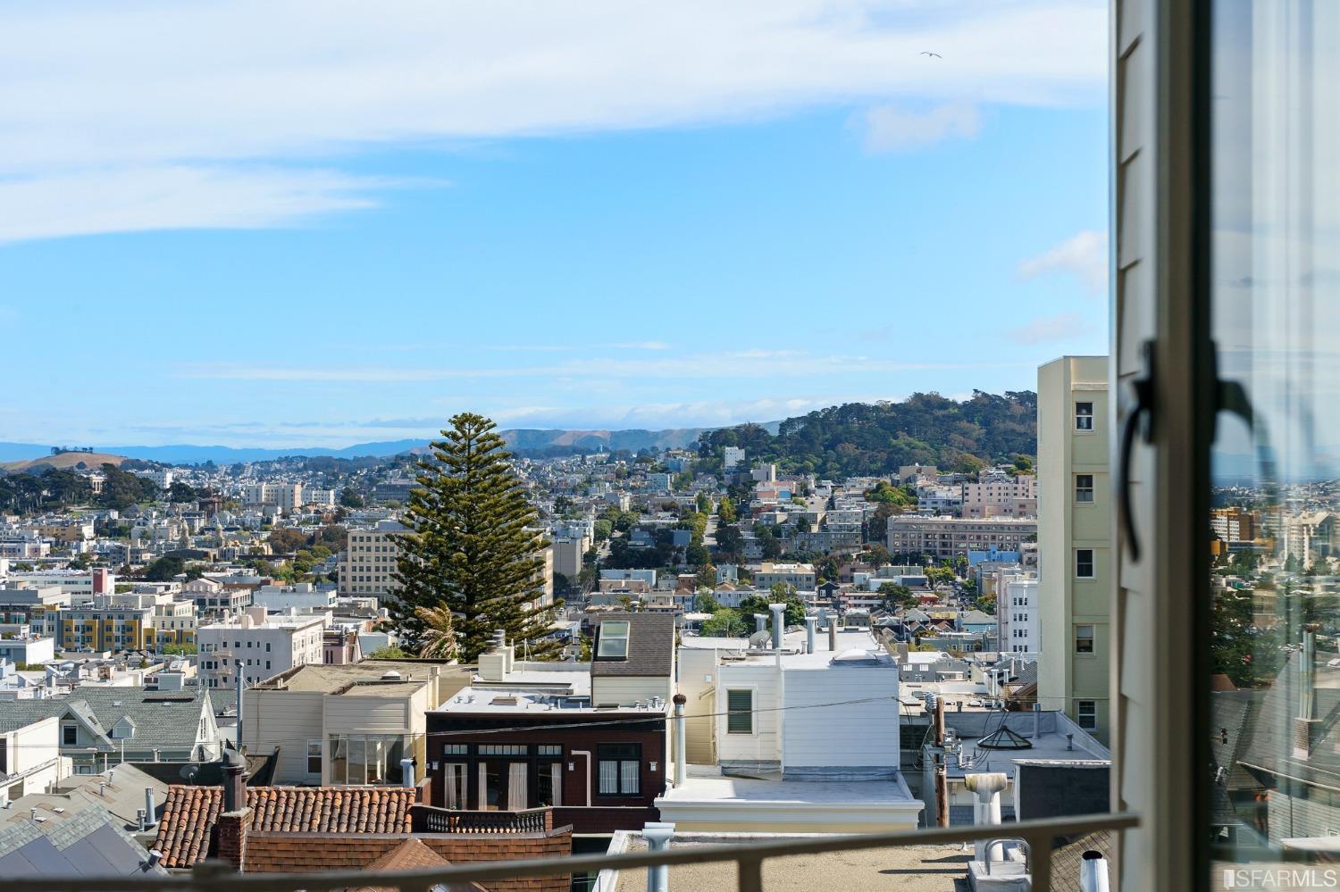 2945 Pacific Avenue # 4