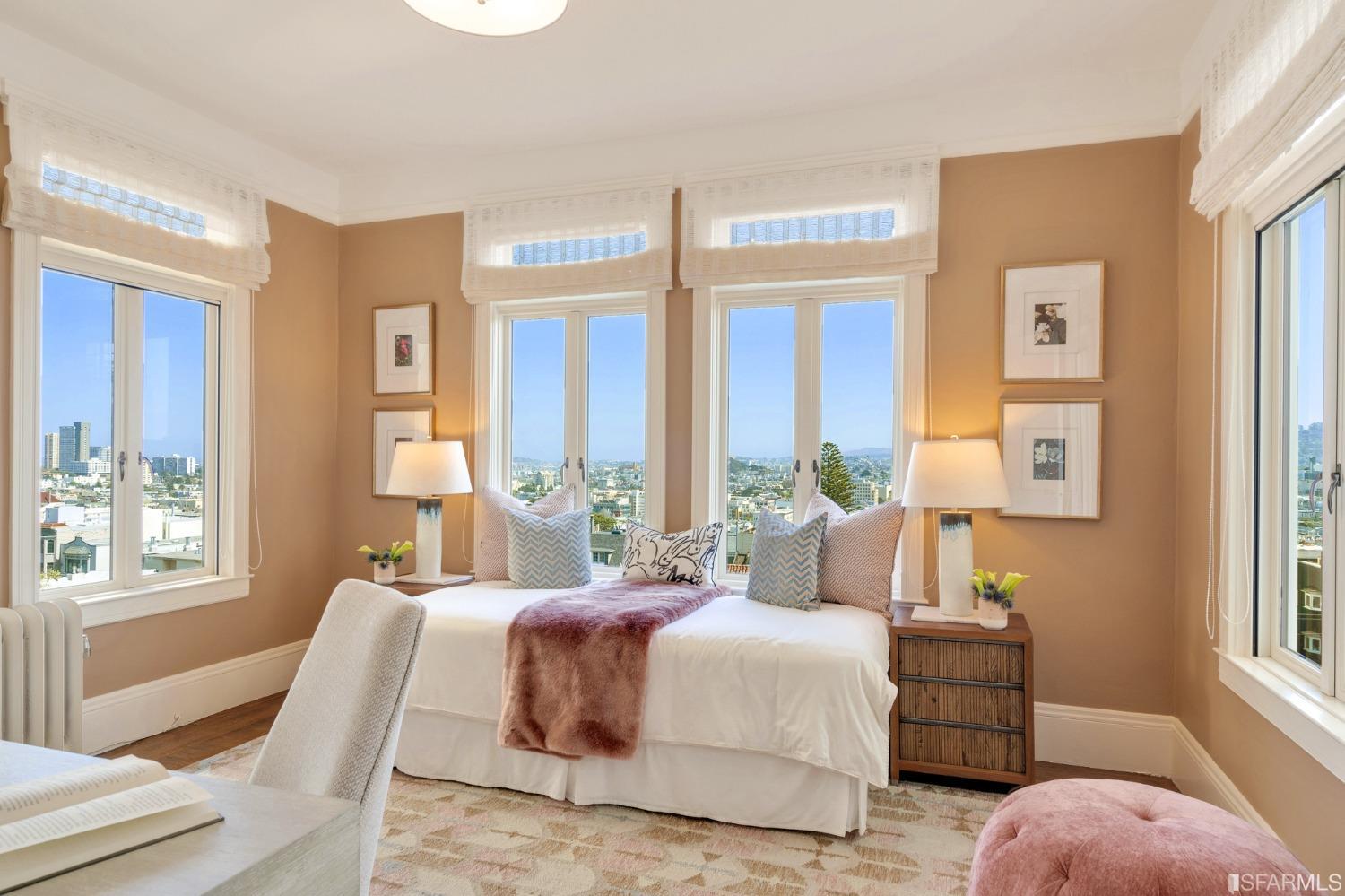 2945 Pacific Avenue # 4