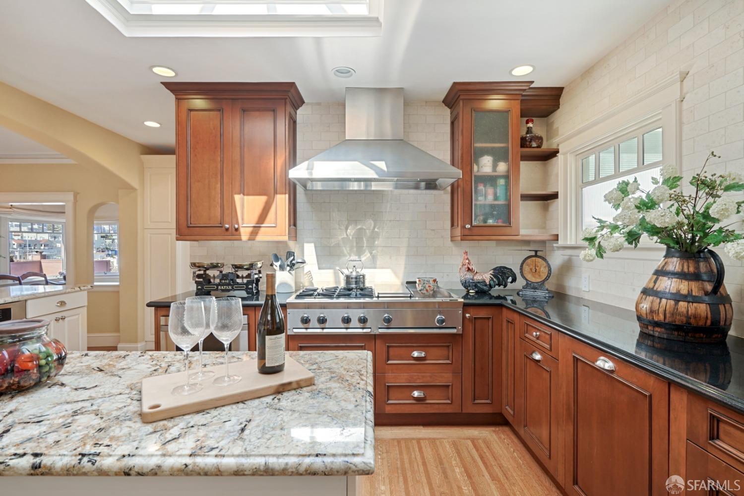 1020 Union Street # 7