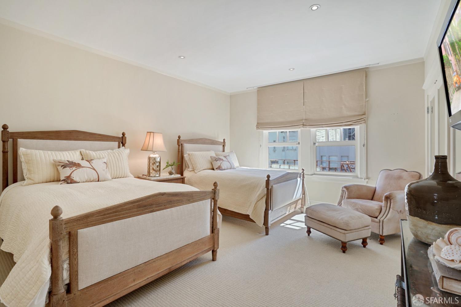 1020 Union Street # 7