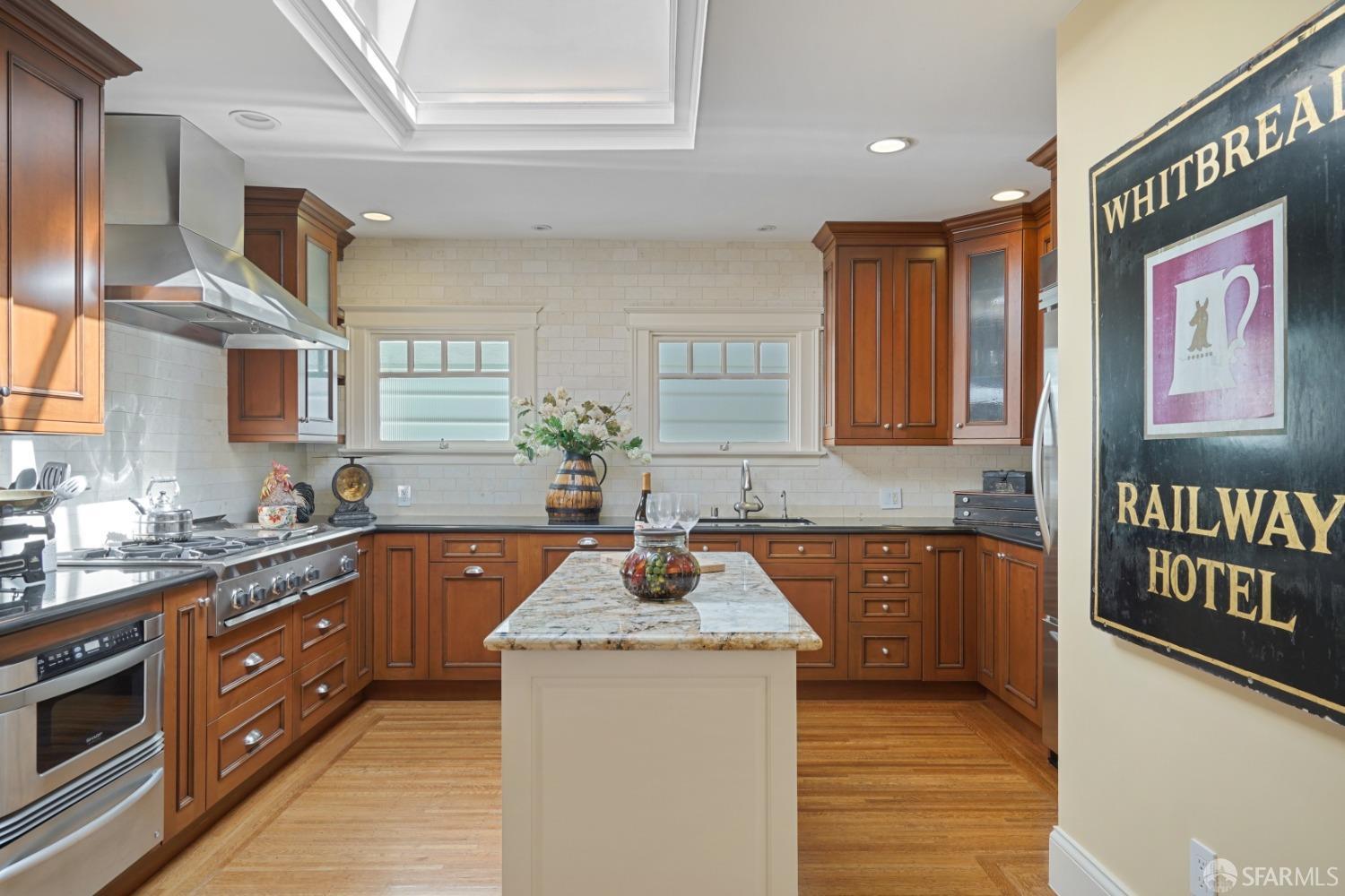 1020 Union Street # 7