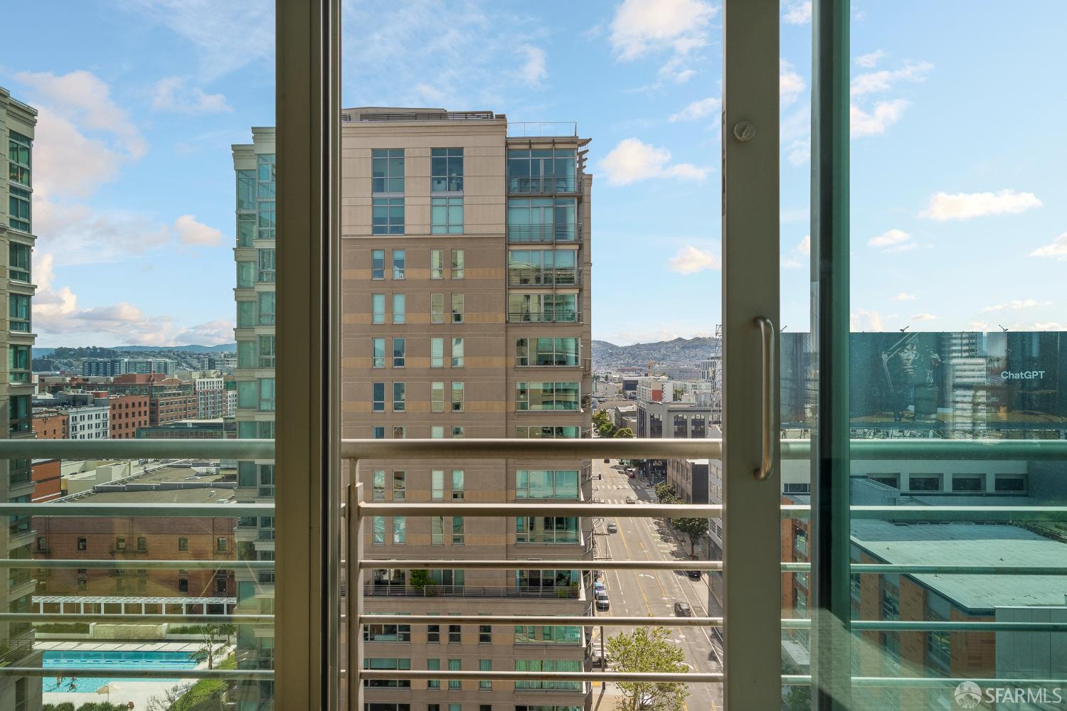 219 Brannan Street # 15A