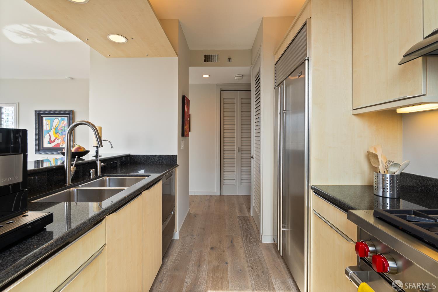 219 Brannan Street # 15A