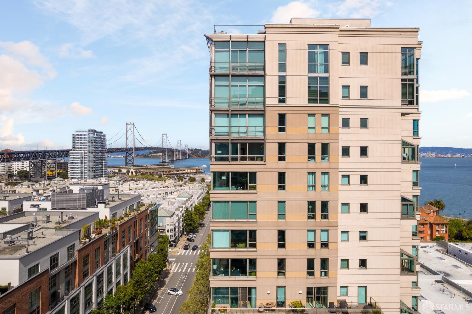 219 Brannan Street # 15A