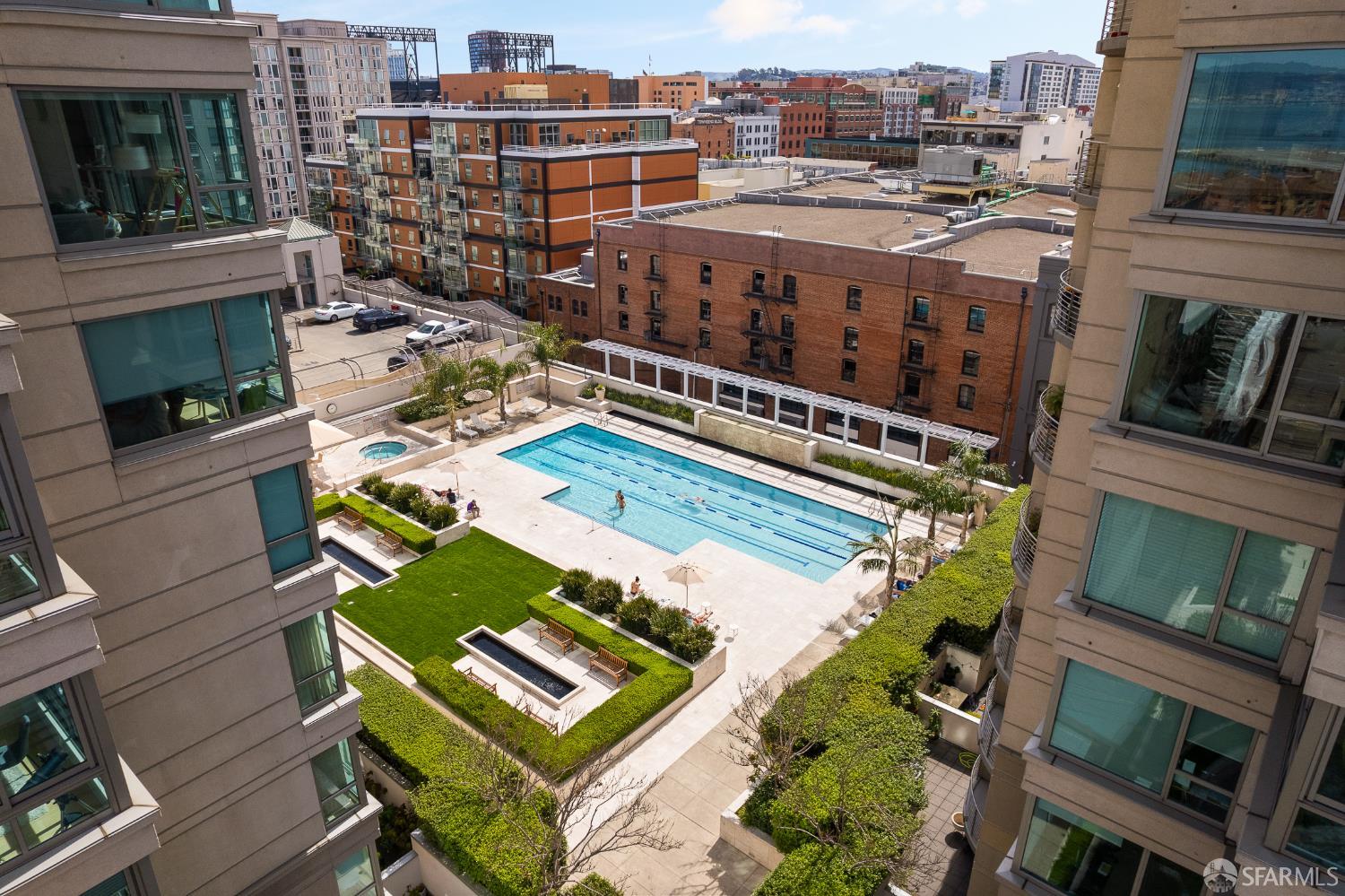 219 Brannan Street # 15A