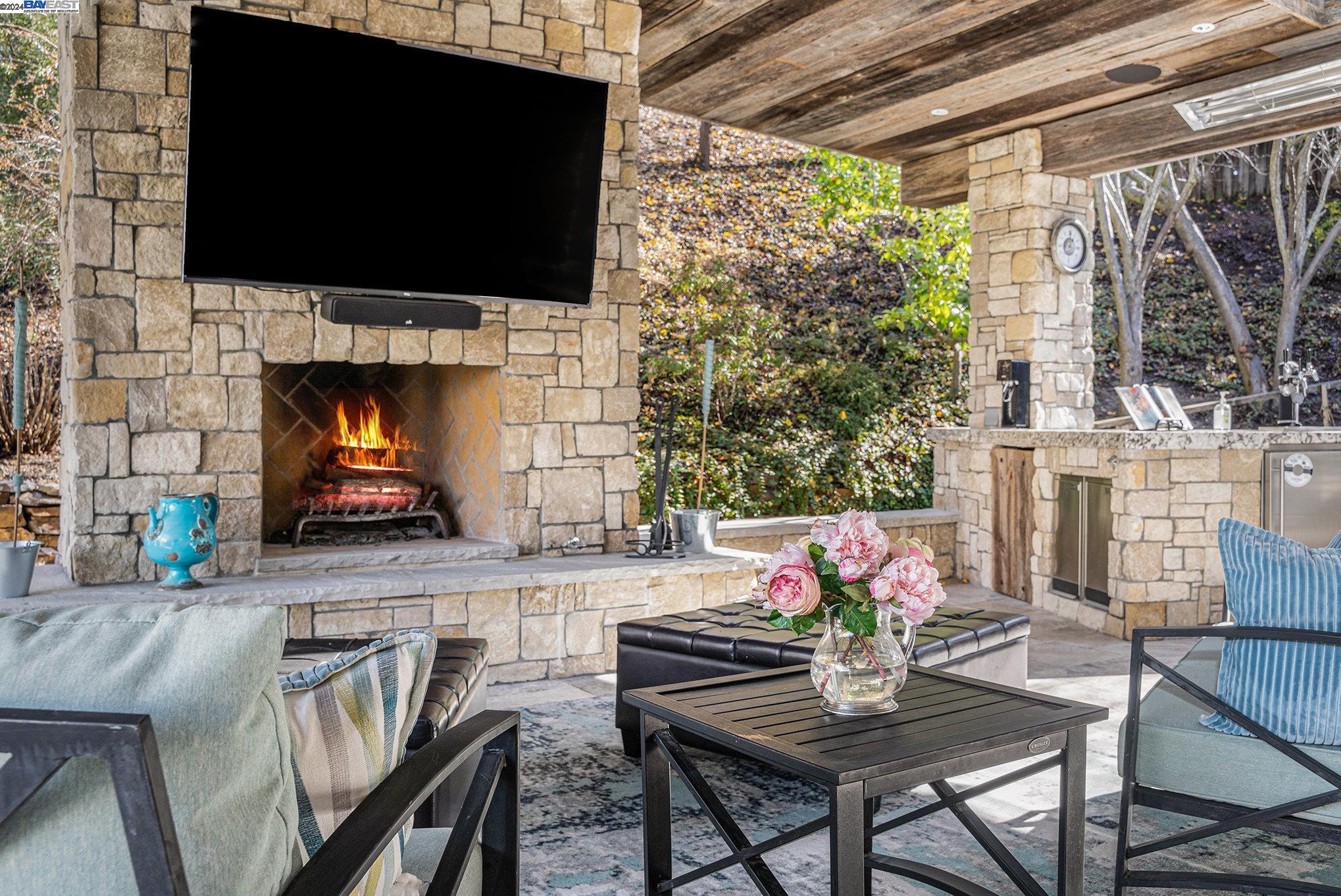 2432 DIABLO RANCH PLACE