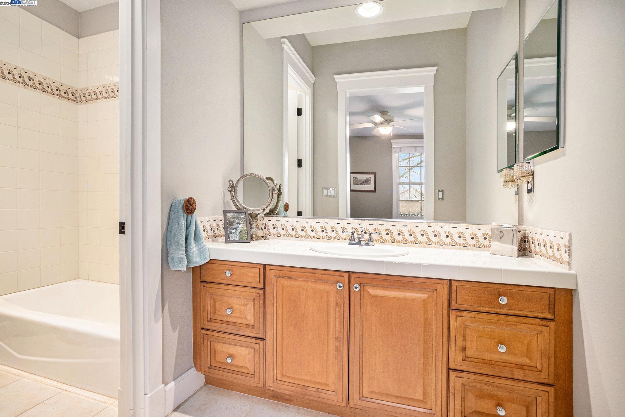 2432 DIABLO RANCH PLACE