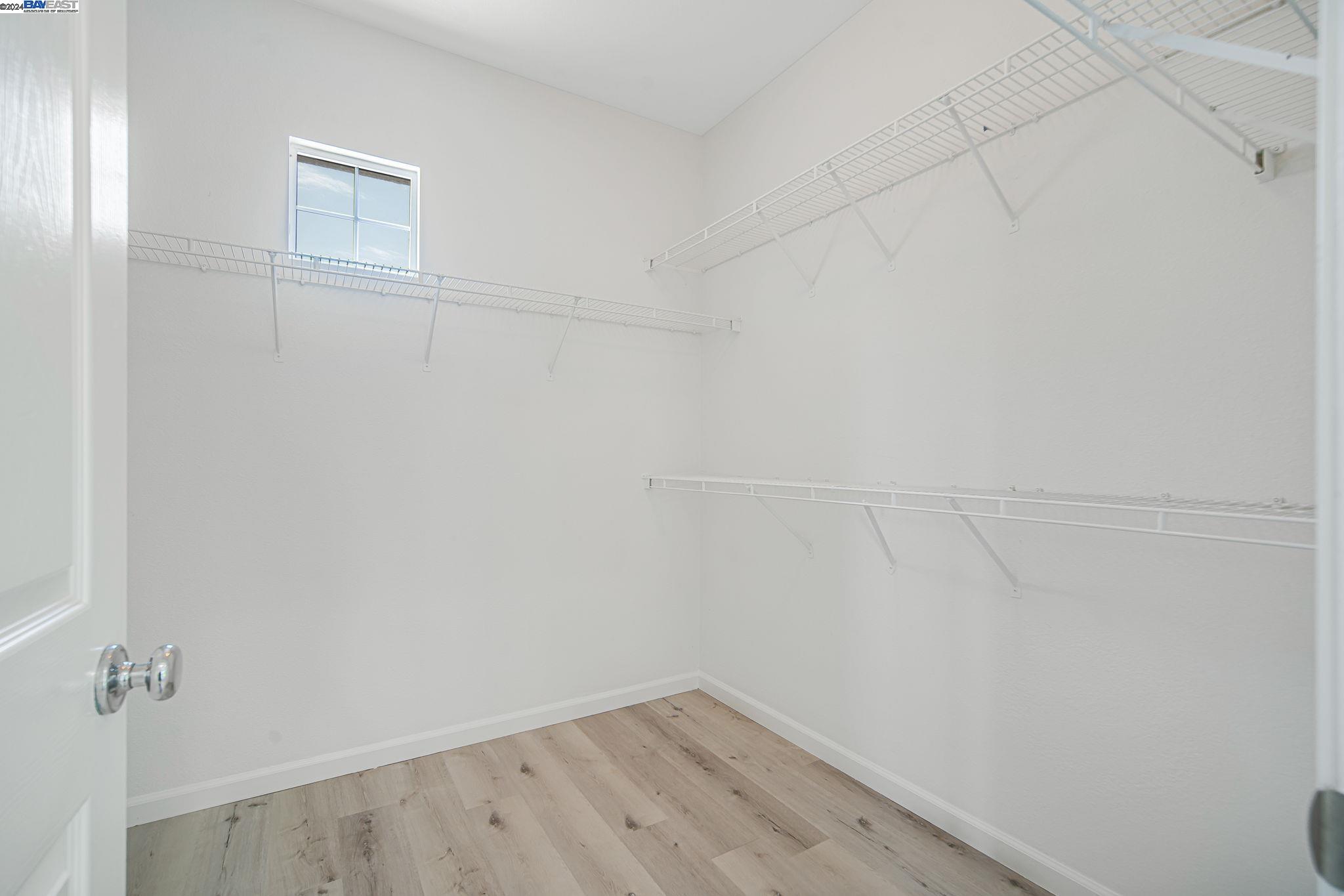5872 Southbridge Way