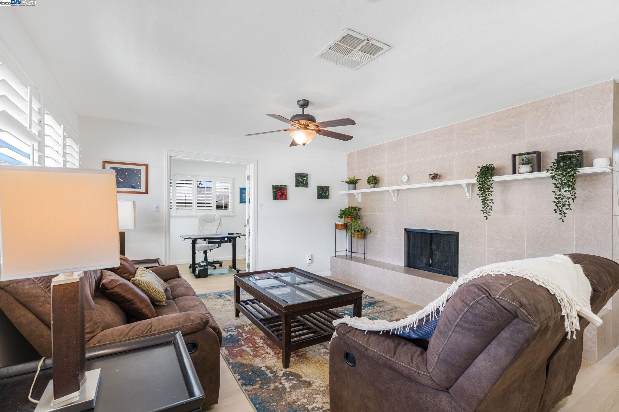 548 Sonoma Ave