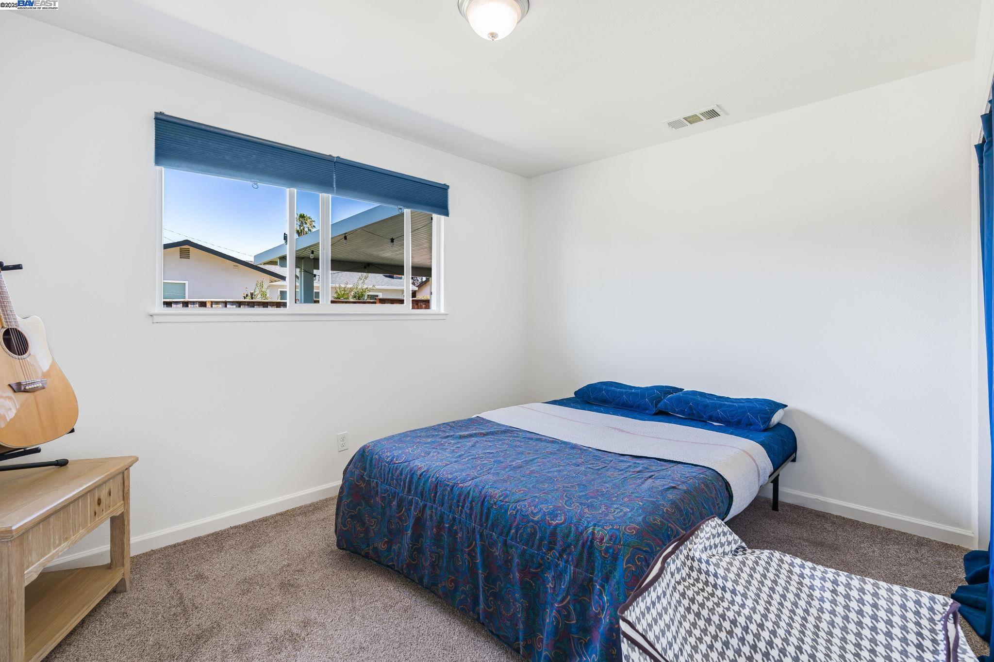 548 Sonoma Ave