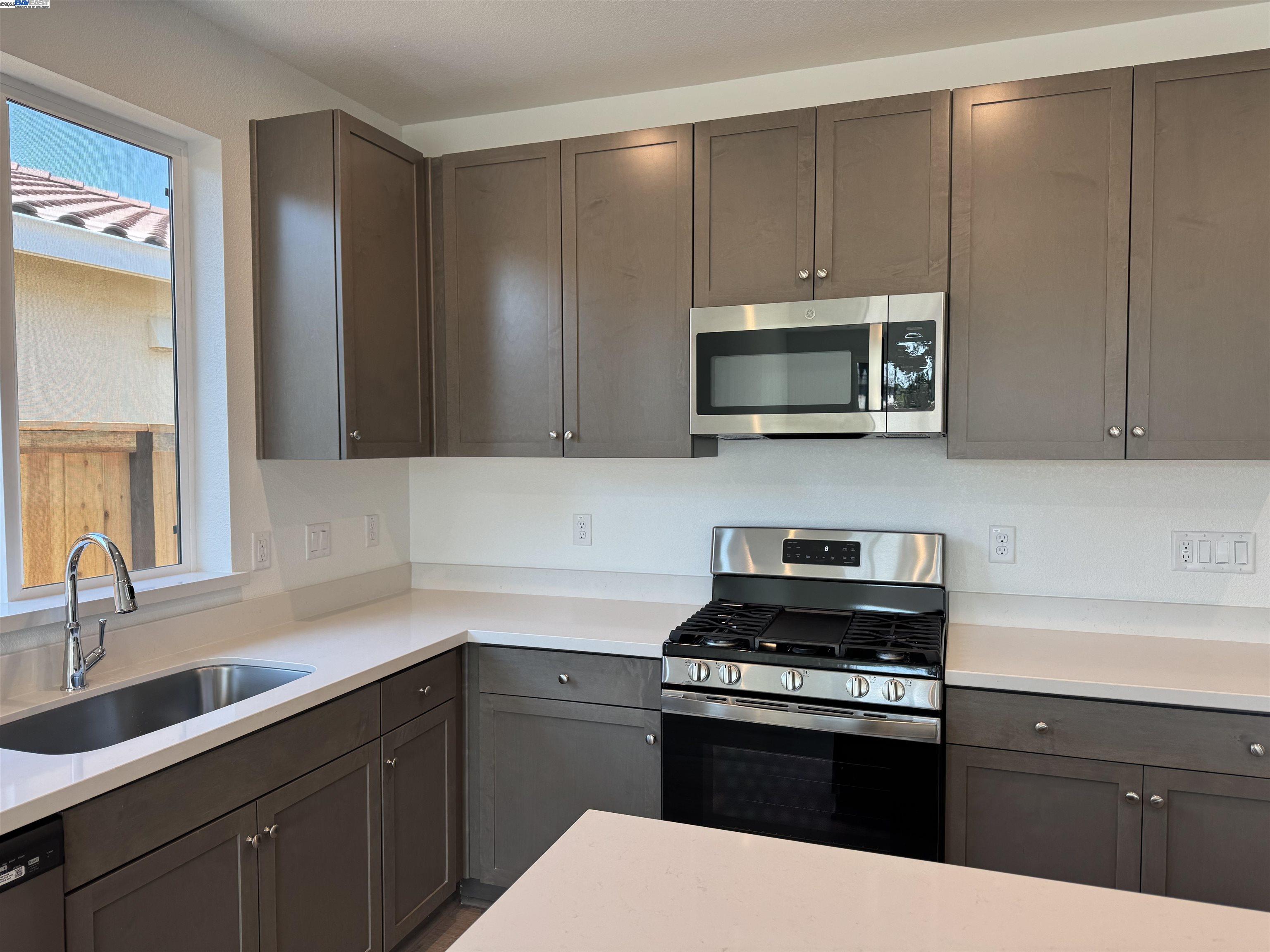 2017 Quartz Cove Way
