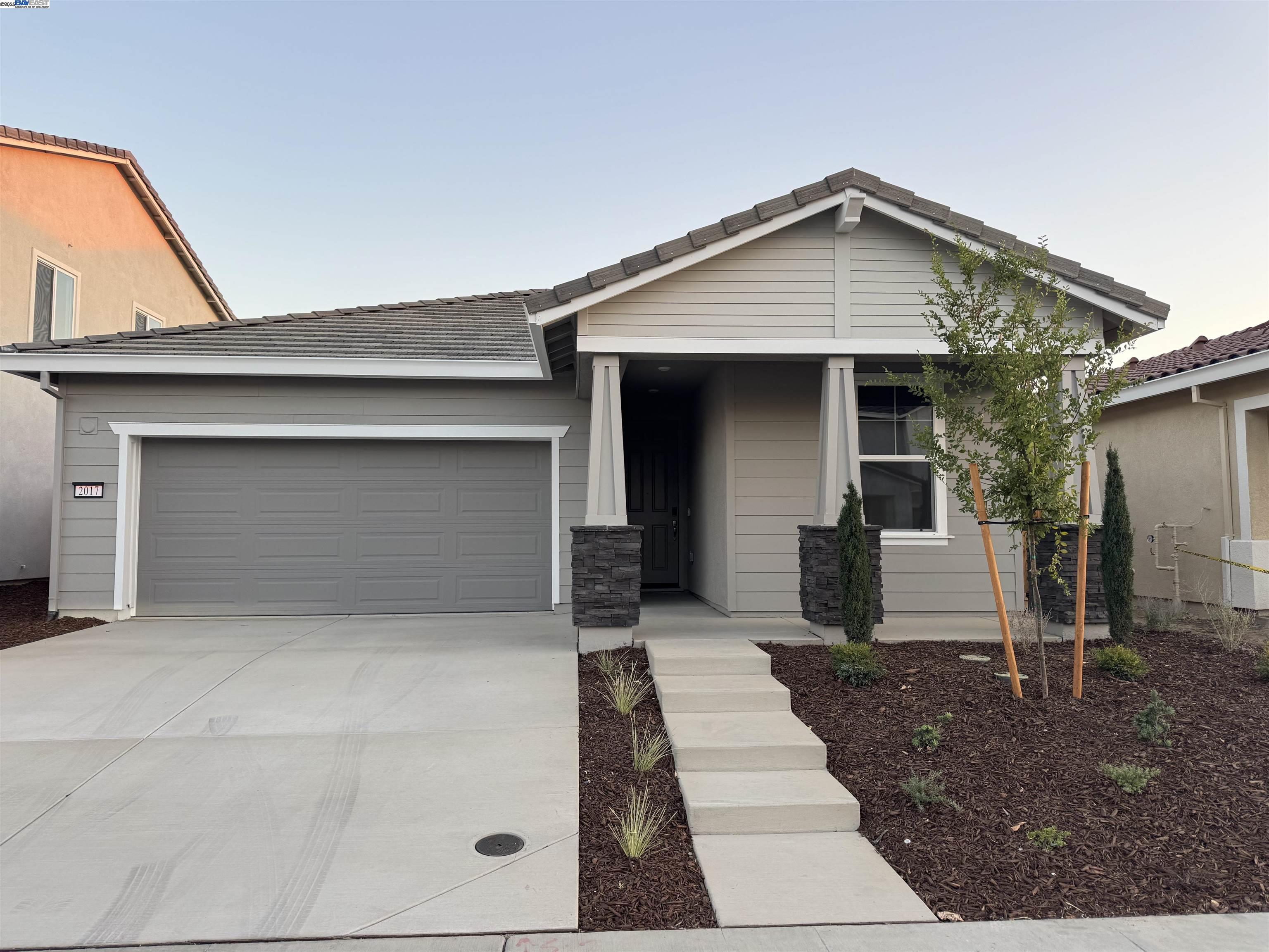 2017 Quartz Cove Way