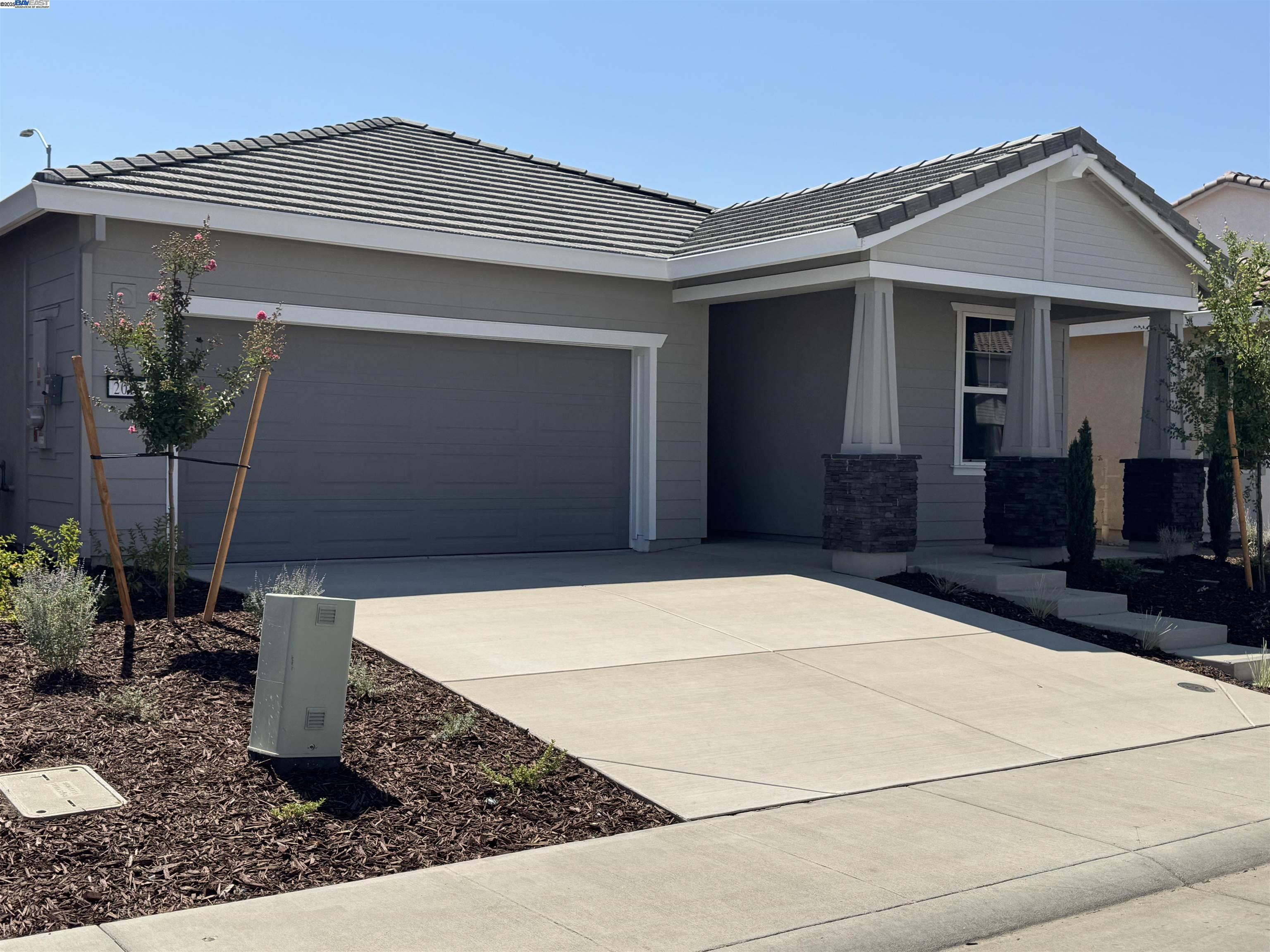2017 Quartz Cove Way