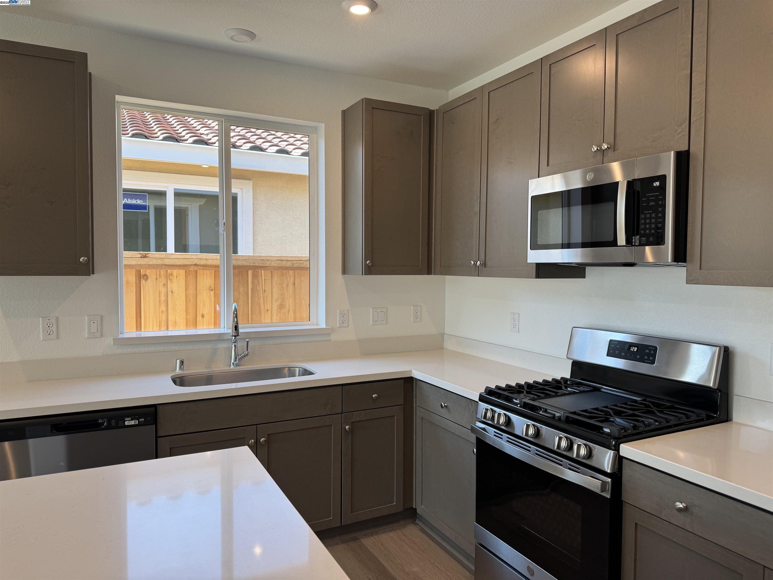 2017 Quartz Cove Way