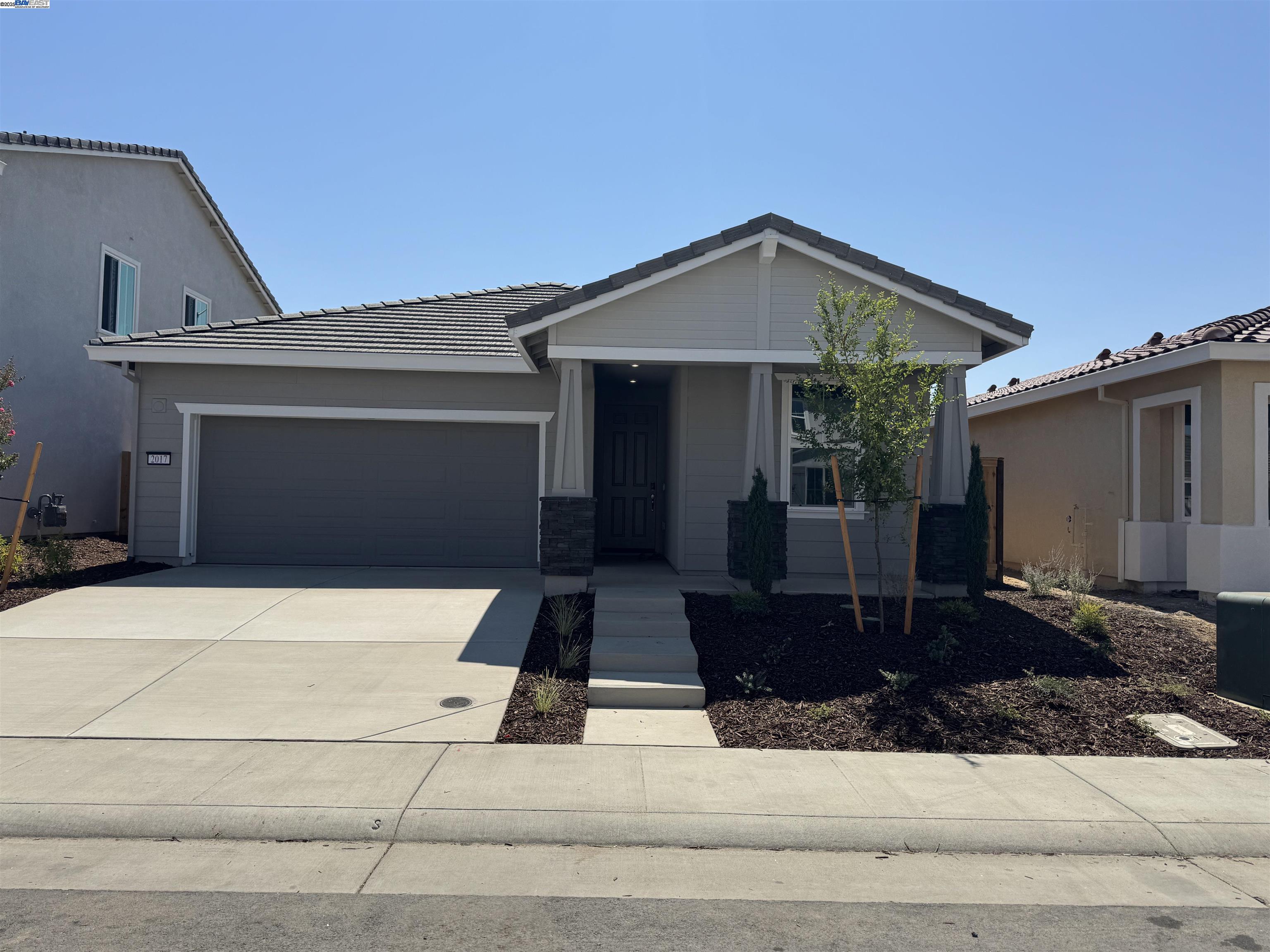 2017 Quartz Cove Way