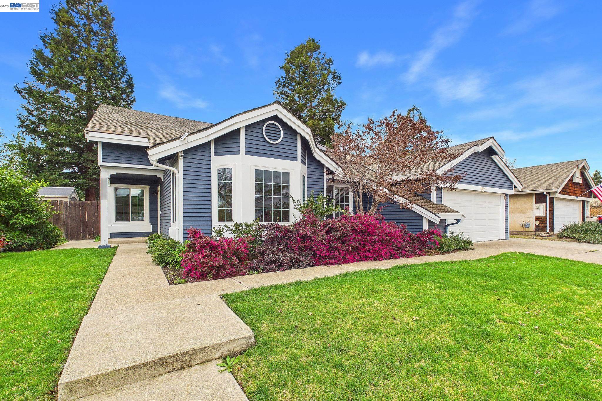 9953 Mangos Dr