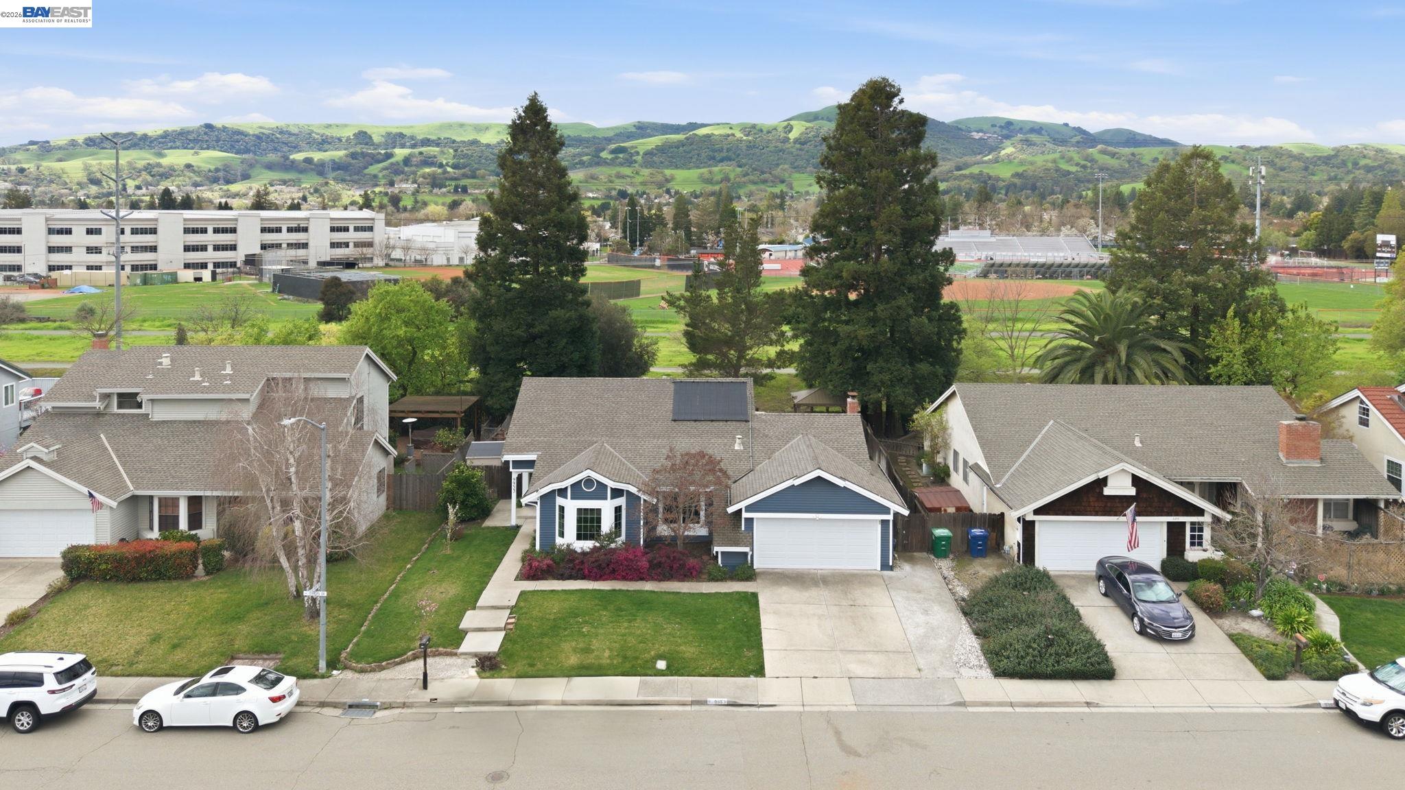 9953 Mangos Dr
