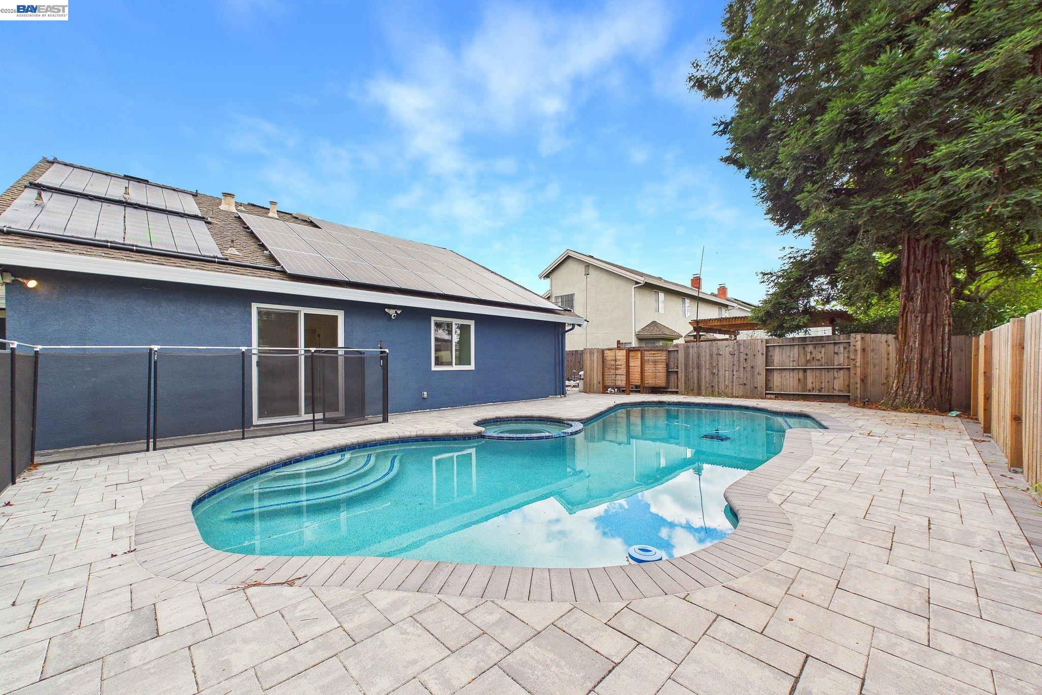 9953 Mangos Dr