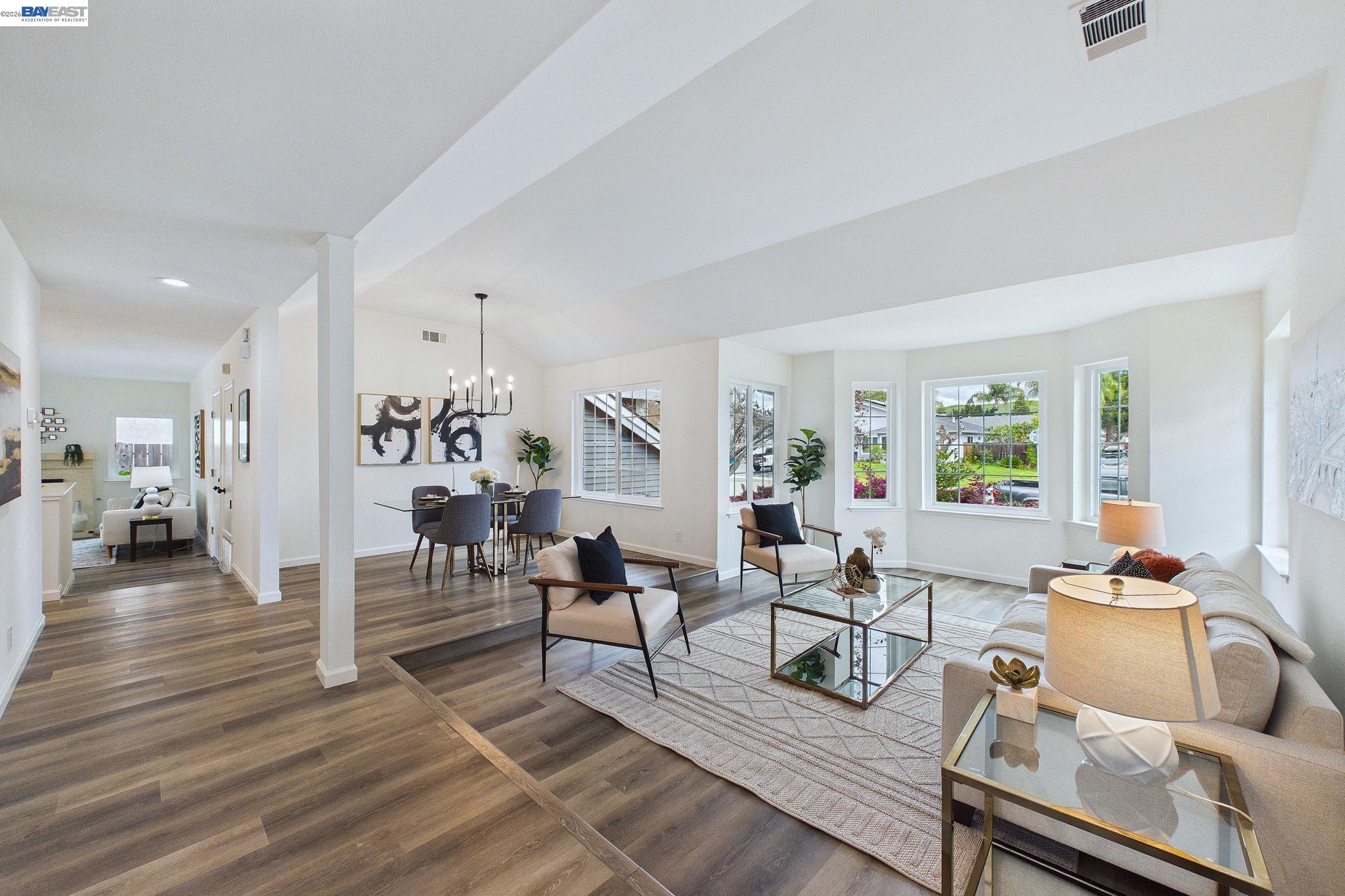 9953 Mangos Dr