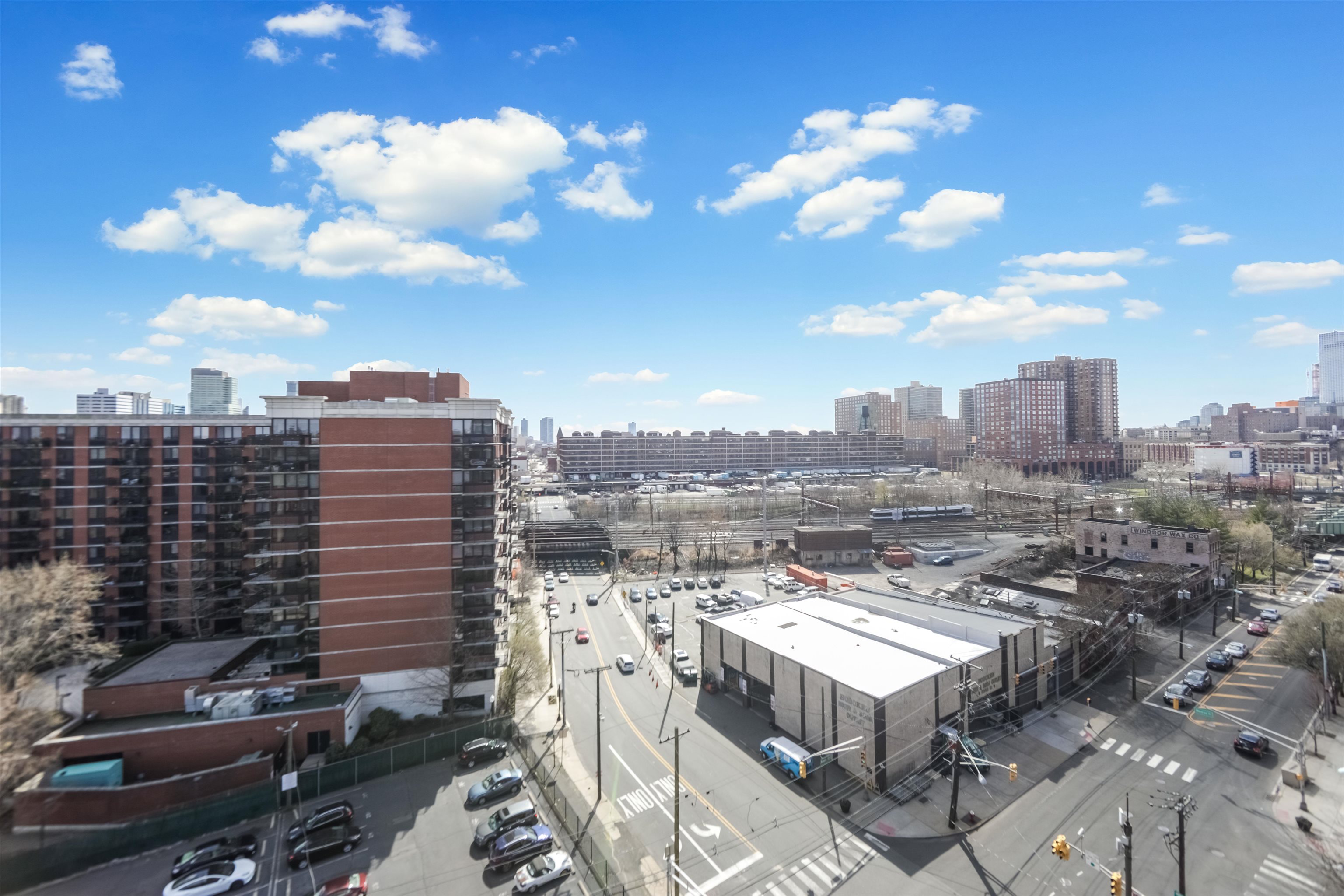 551 OBSERVER HIGHWAY Unit: 11H