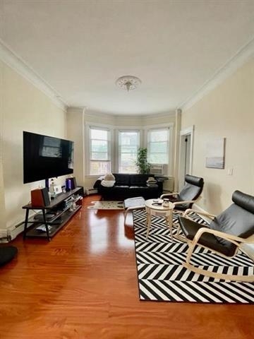 6 FULTON ST Unit: 2
