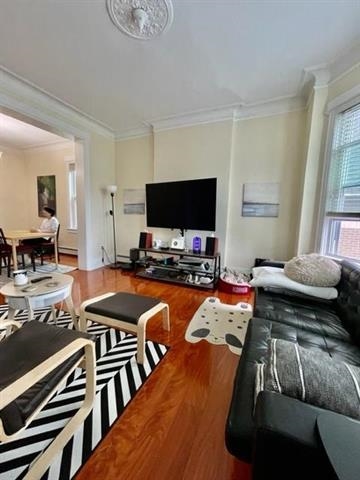 6 FULTON ST Unit: 2