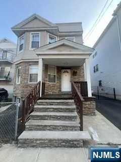 64 Tillinghast Street