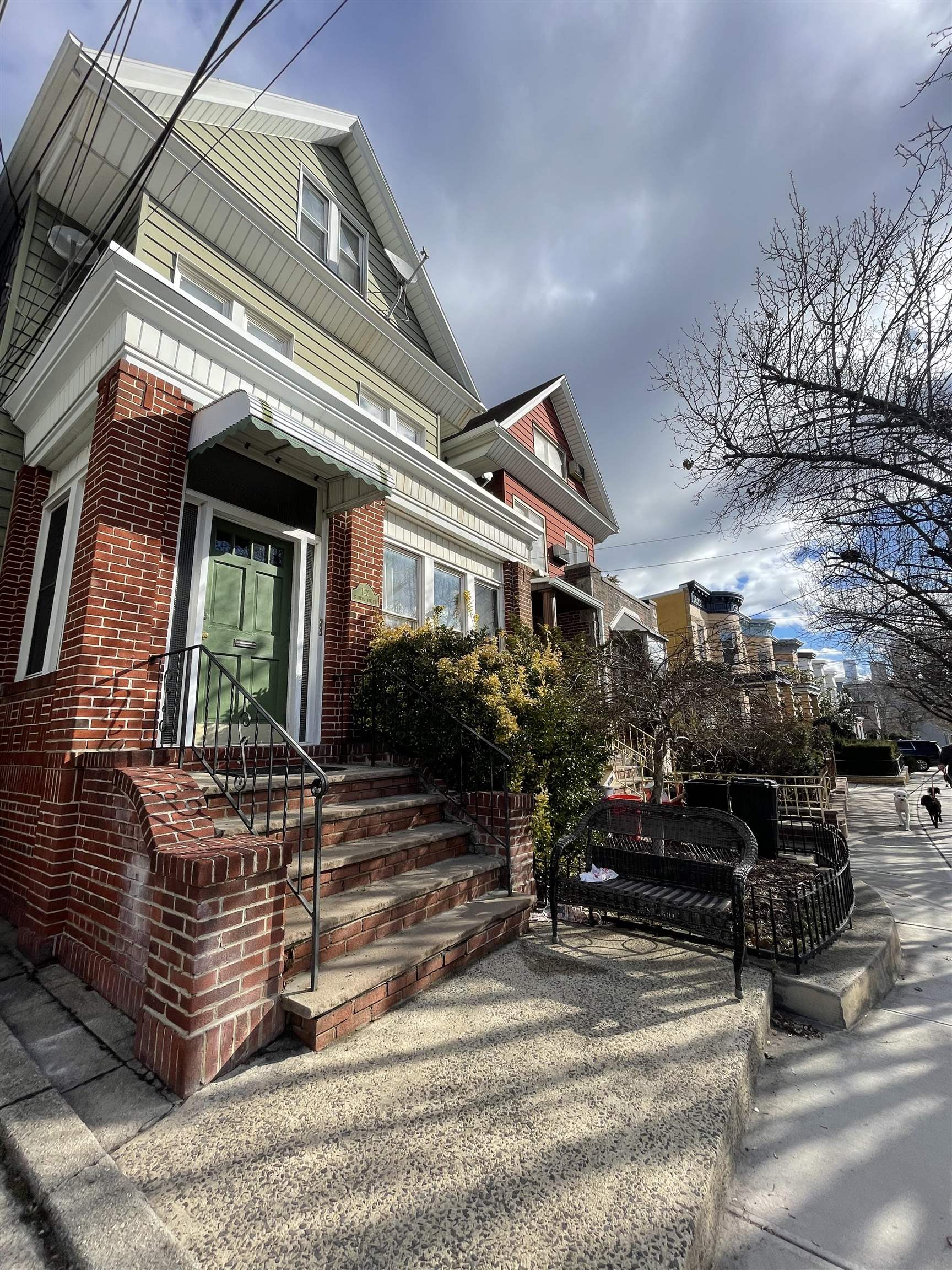 122 SHIPPEN ST Unit: 1