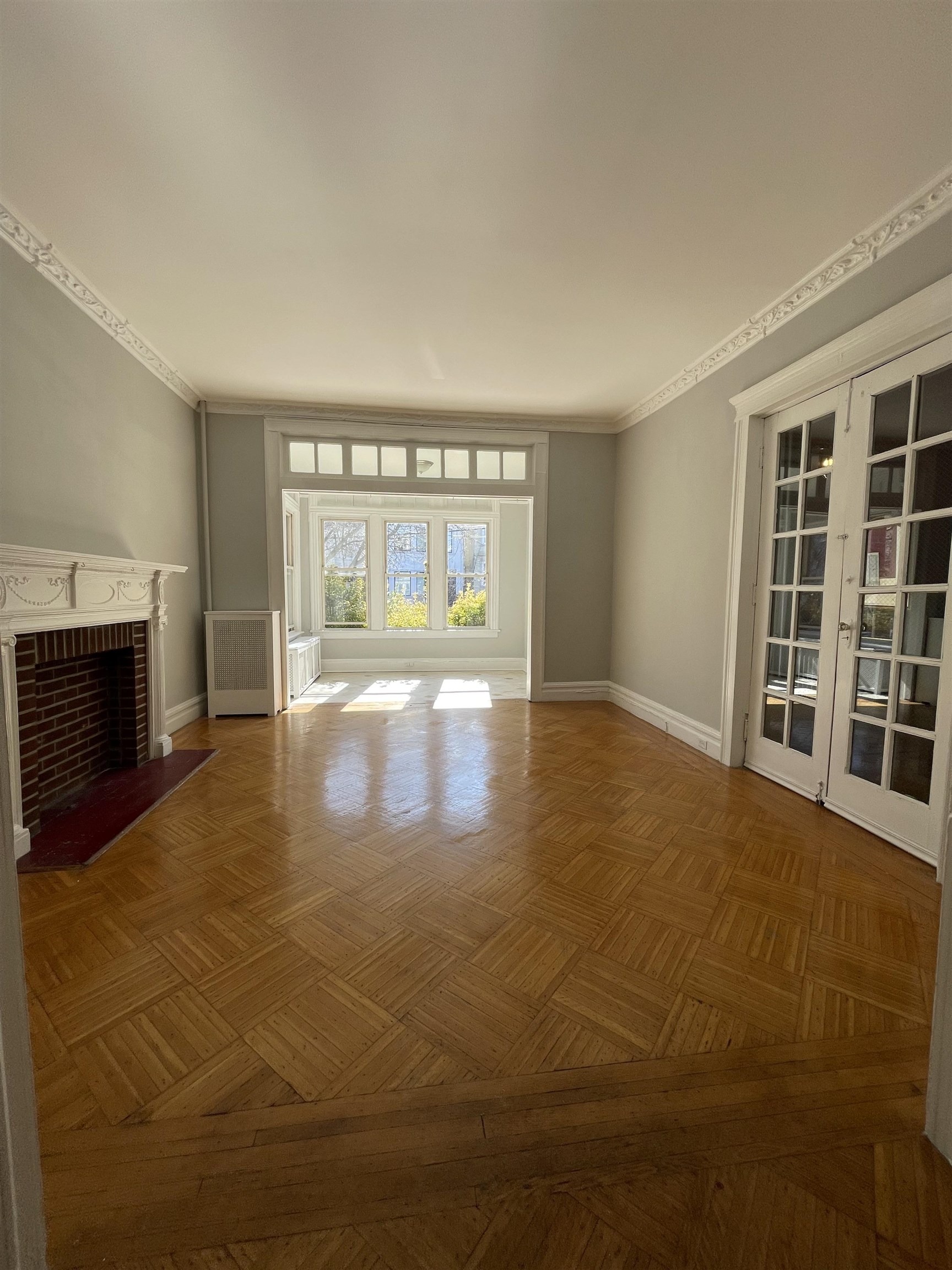122 SHIPPEN ST Unit: 1