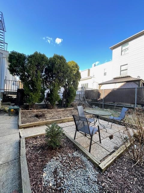 122 SHIPPEN ST Unit: 1