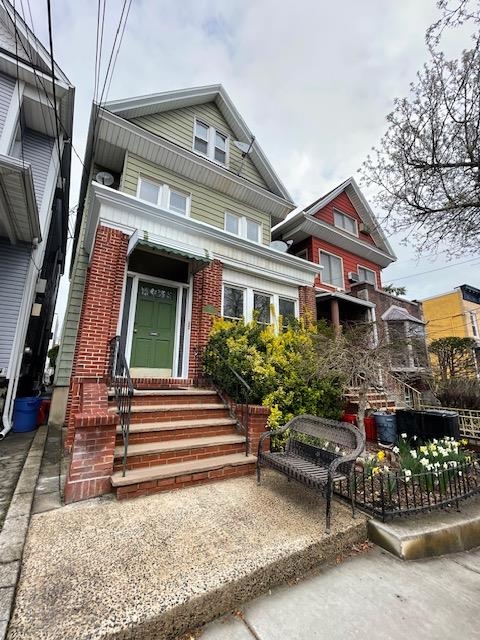122 SHIPPEN ST Unit: 2