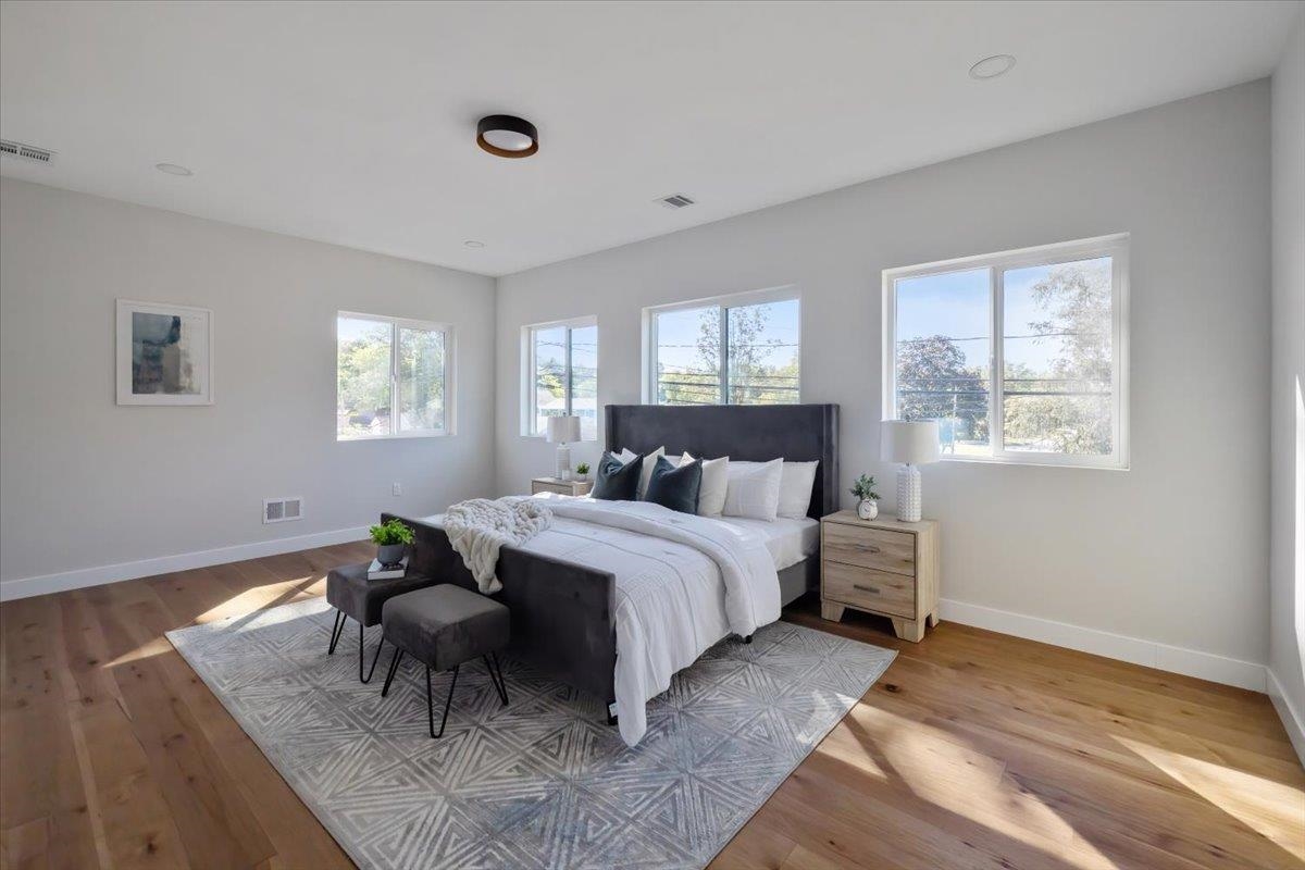 27 SULLIVAN DR