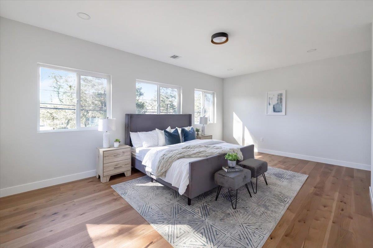 27 SULLIVAN DR