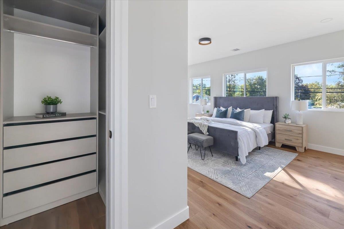 27 SULLIVAN DR