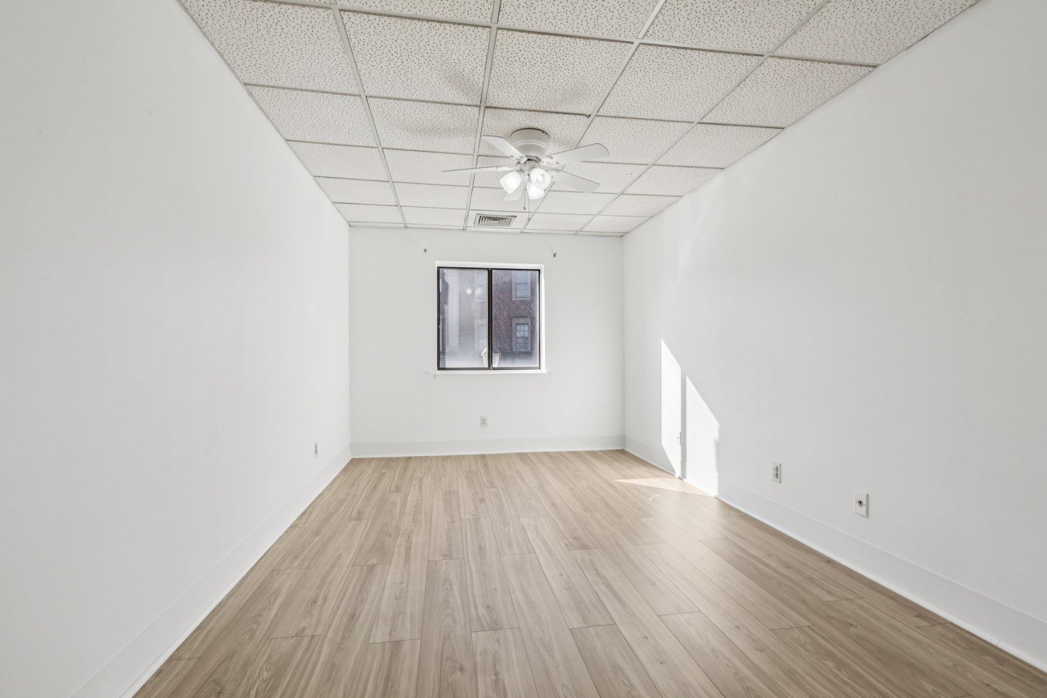 279 Clark St. VINCENT AVE Unit: A7