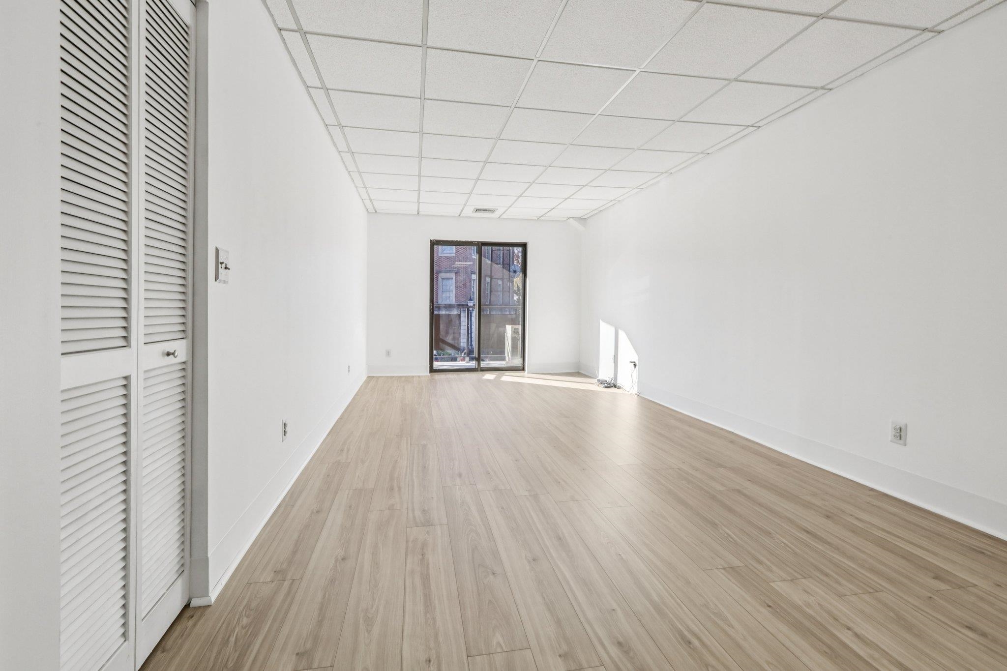 279 Clark St. VINCENT AVE Unit: A7