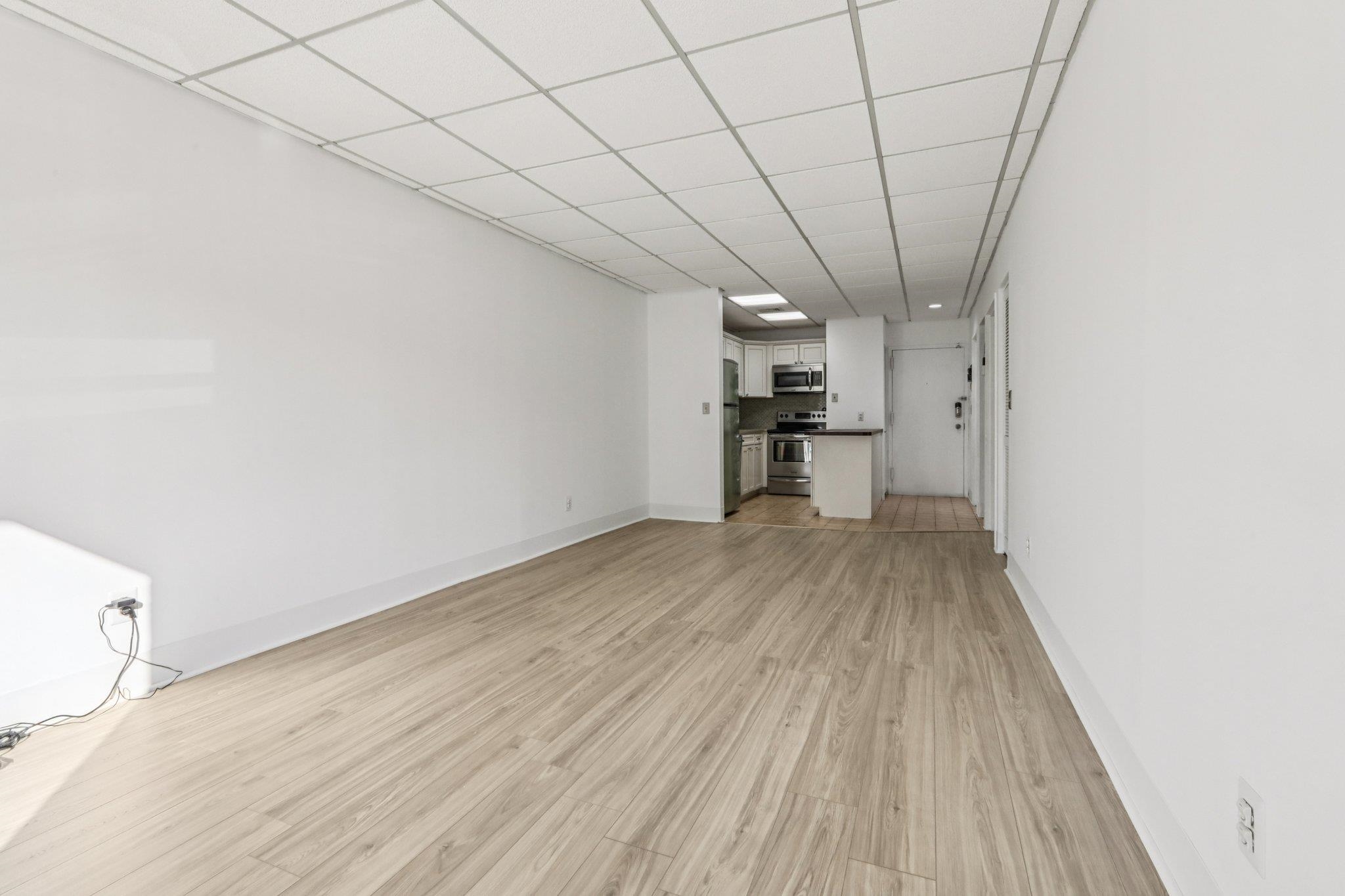 279 Clark St. VINCENT AVE Unit: A7