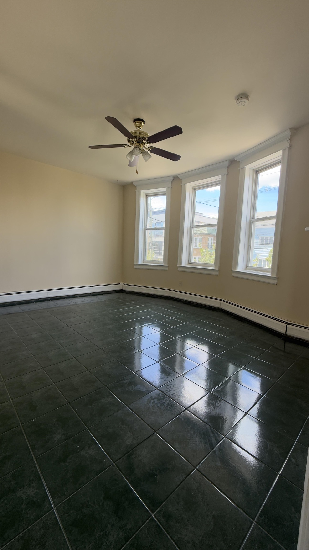 628 PALISADE AVE Unit: 2