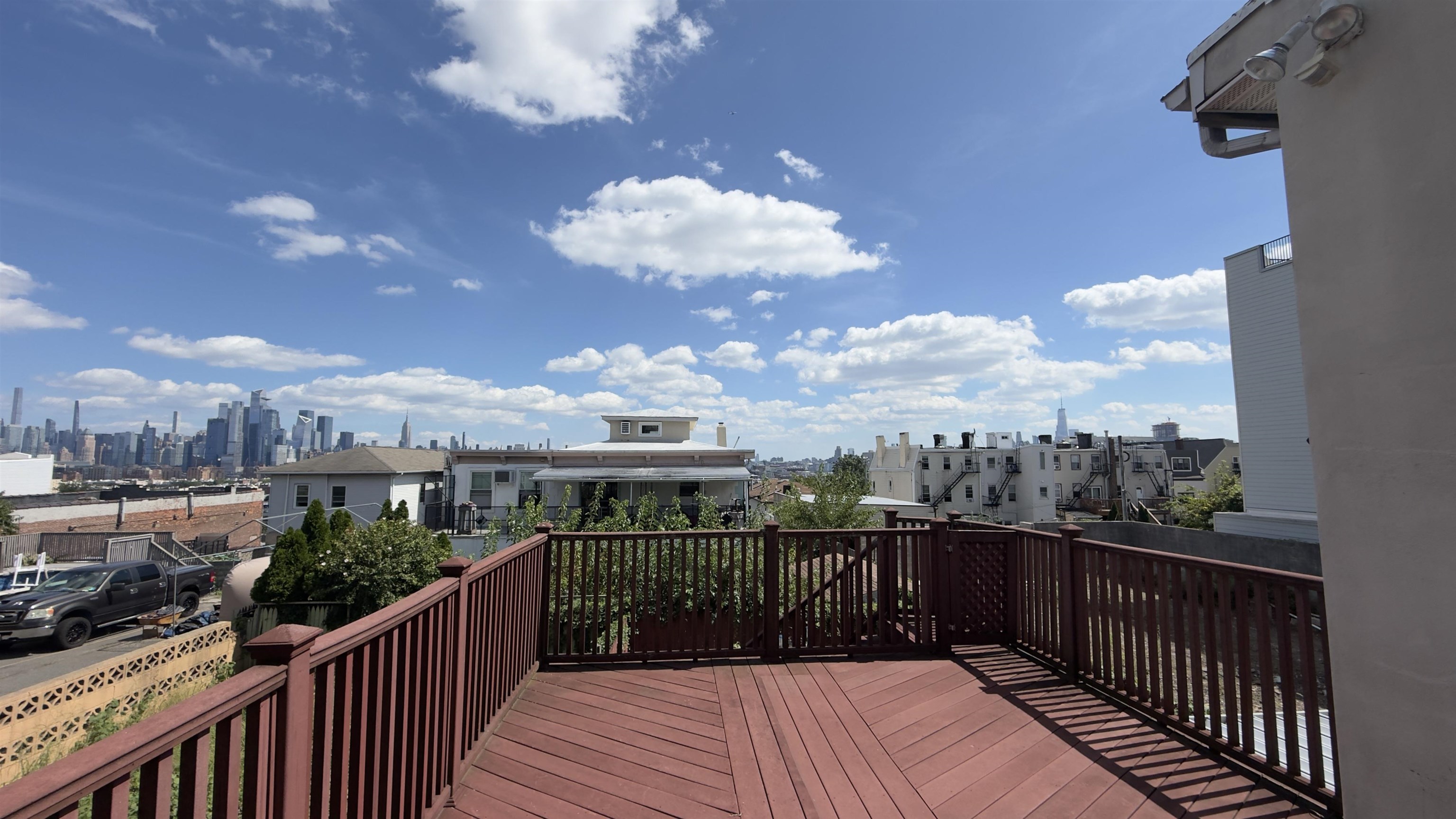 628 PALISADE AVE Unit: 2