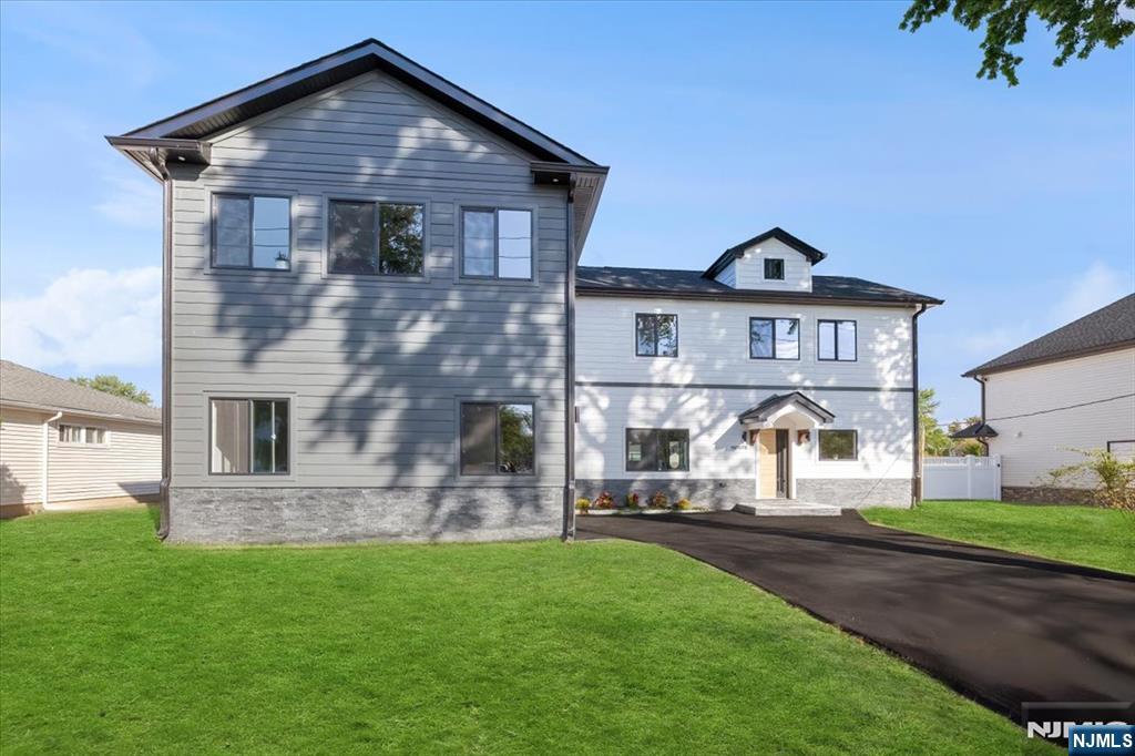 27 Sullivan Drive