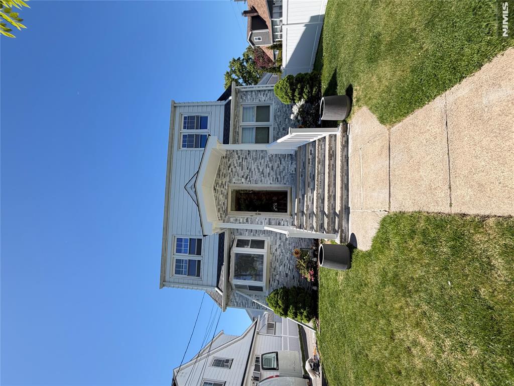 69 La Salle Avenue 2