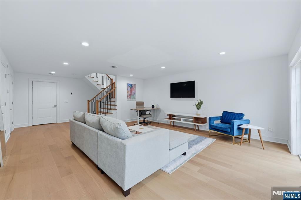 110 Mason Court 5A