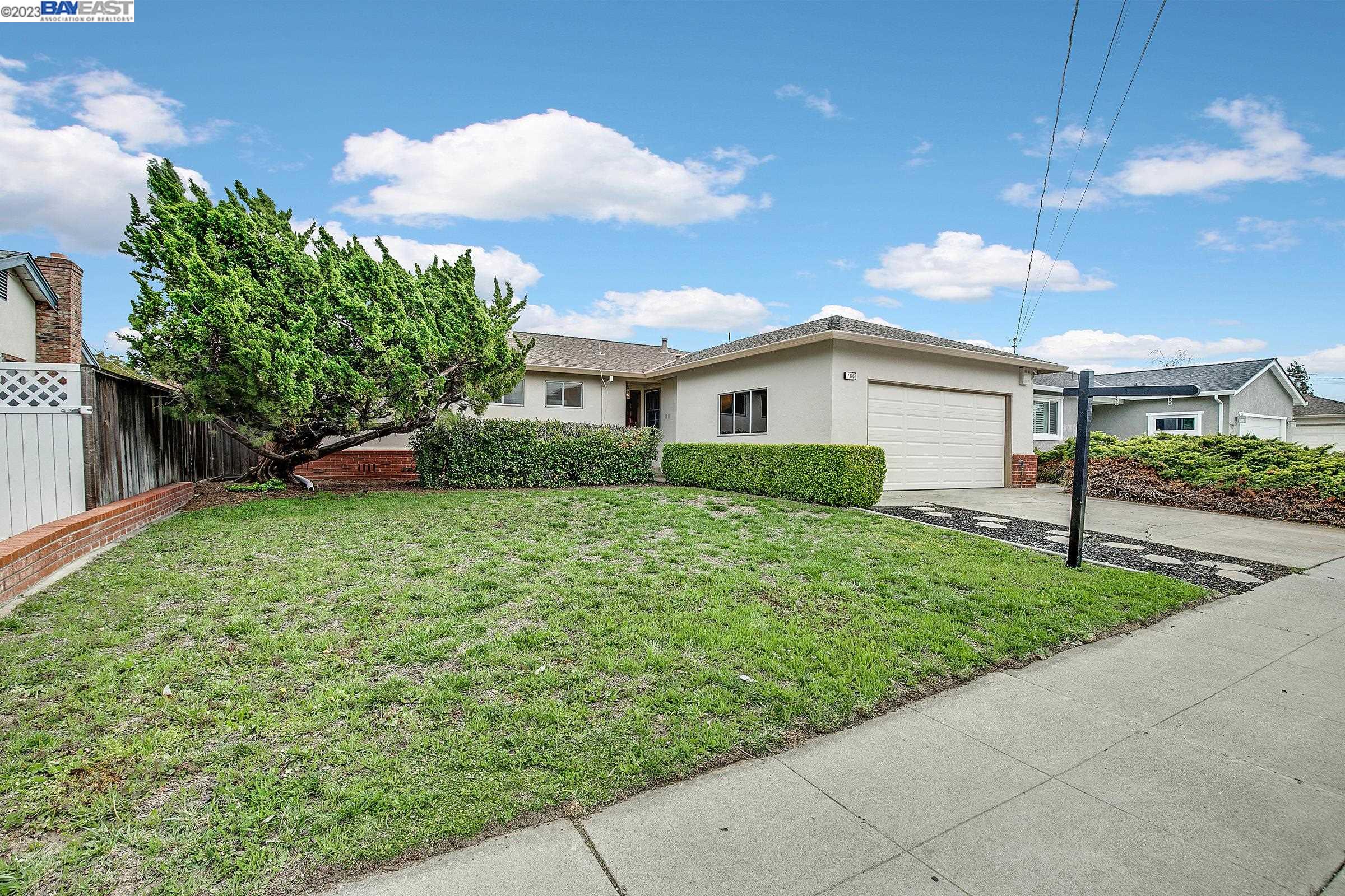 786 Jefferson Ave
