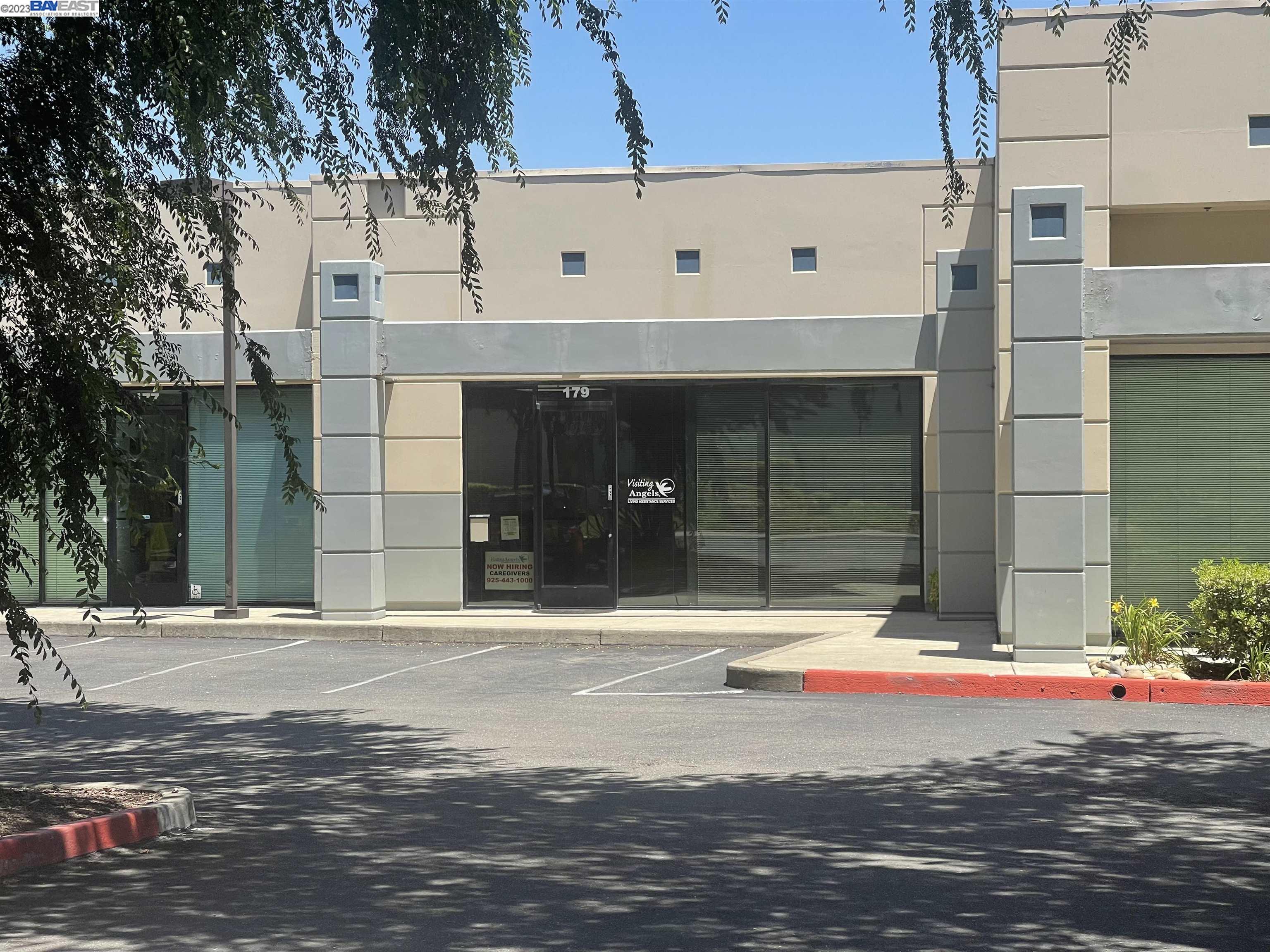 179 Contractors Ave