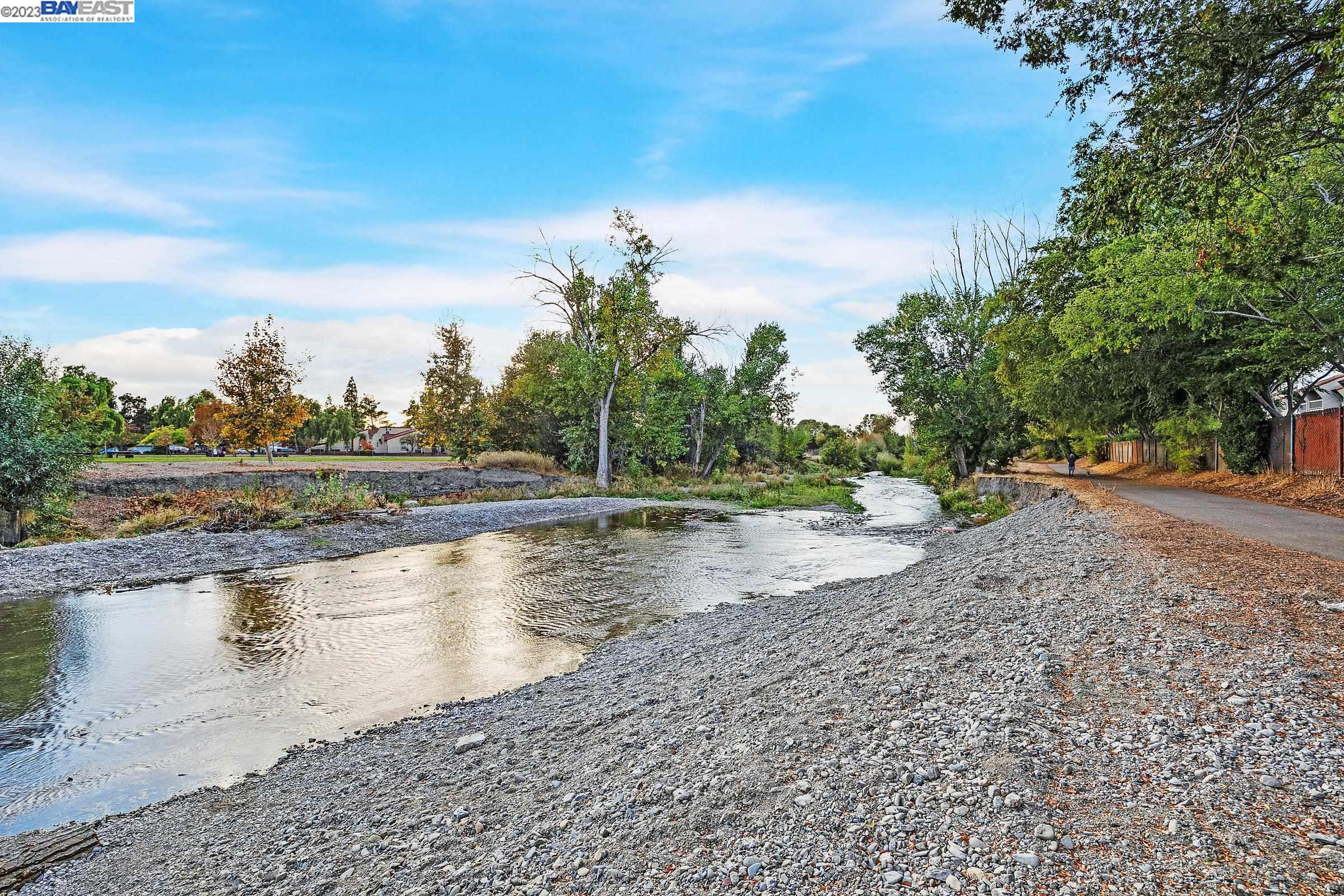 1087 Murrieta Blvd. # 331