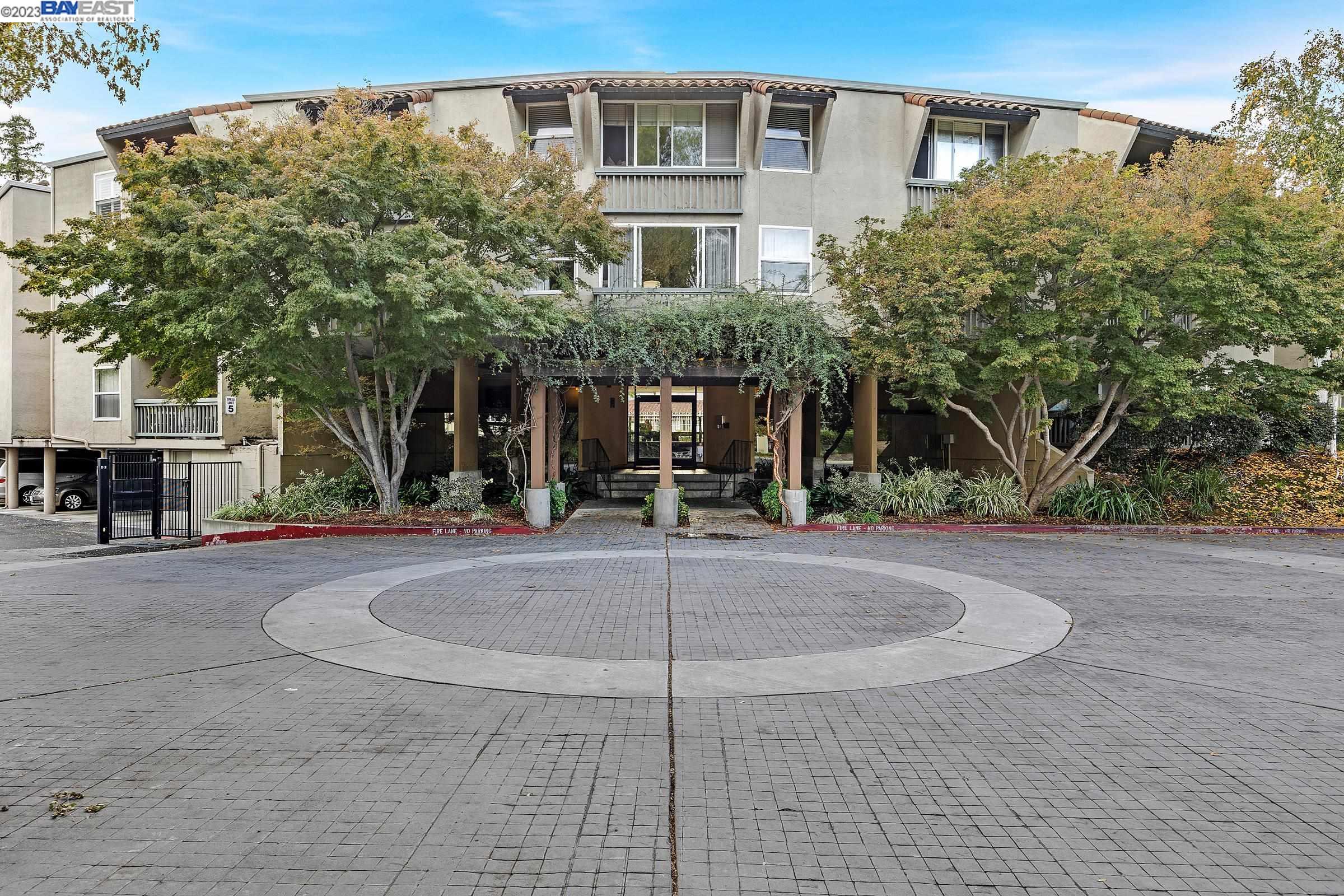 1087 Murrieta Blvd. # 331
