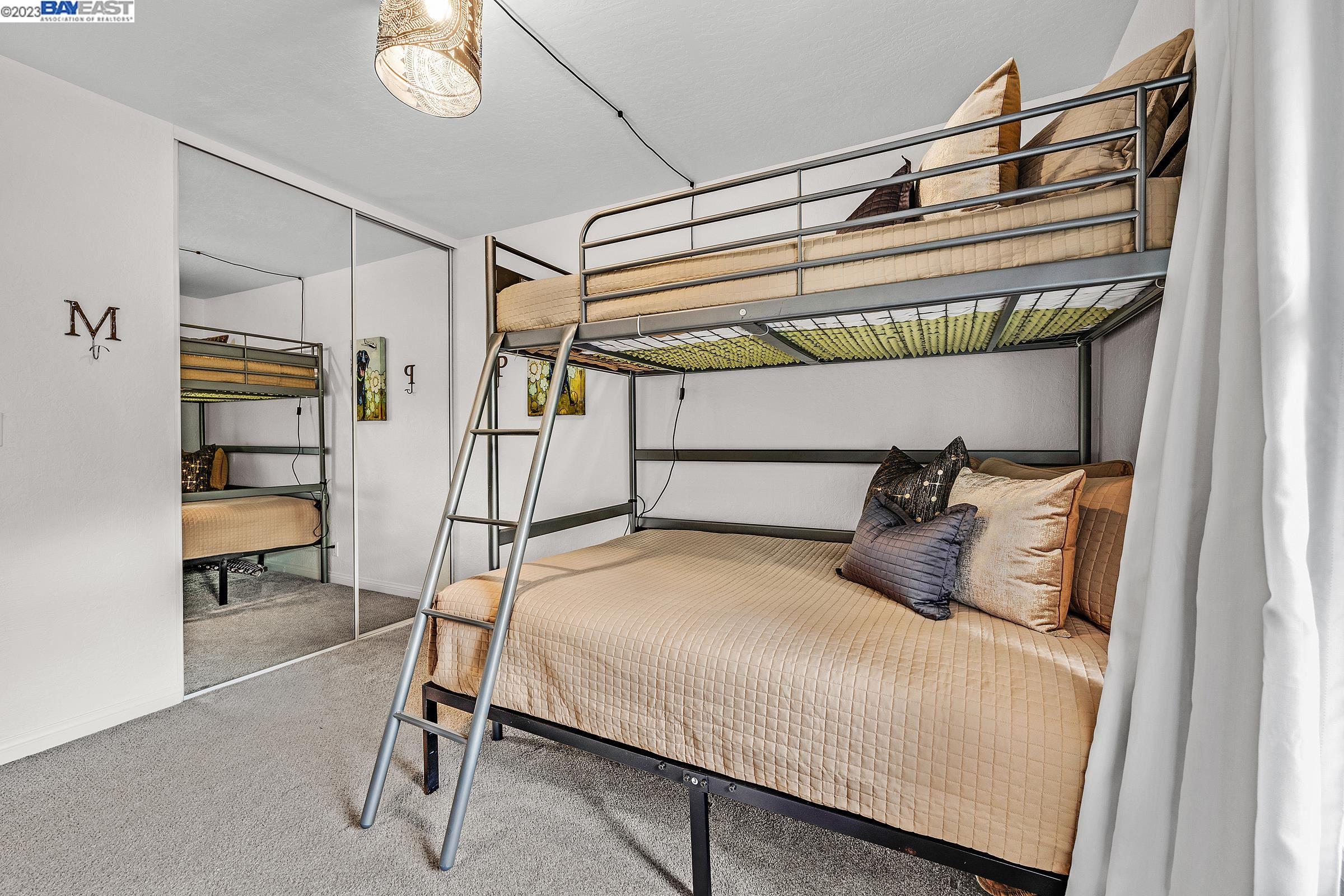 1087 Murrieta Blvd. # 331
